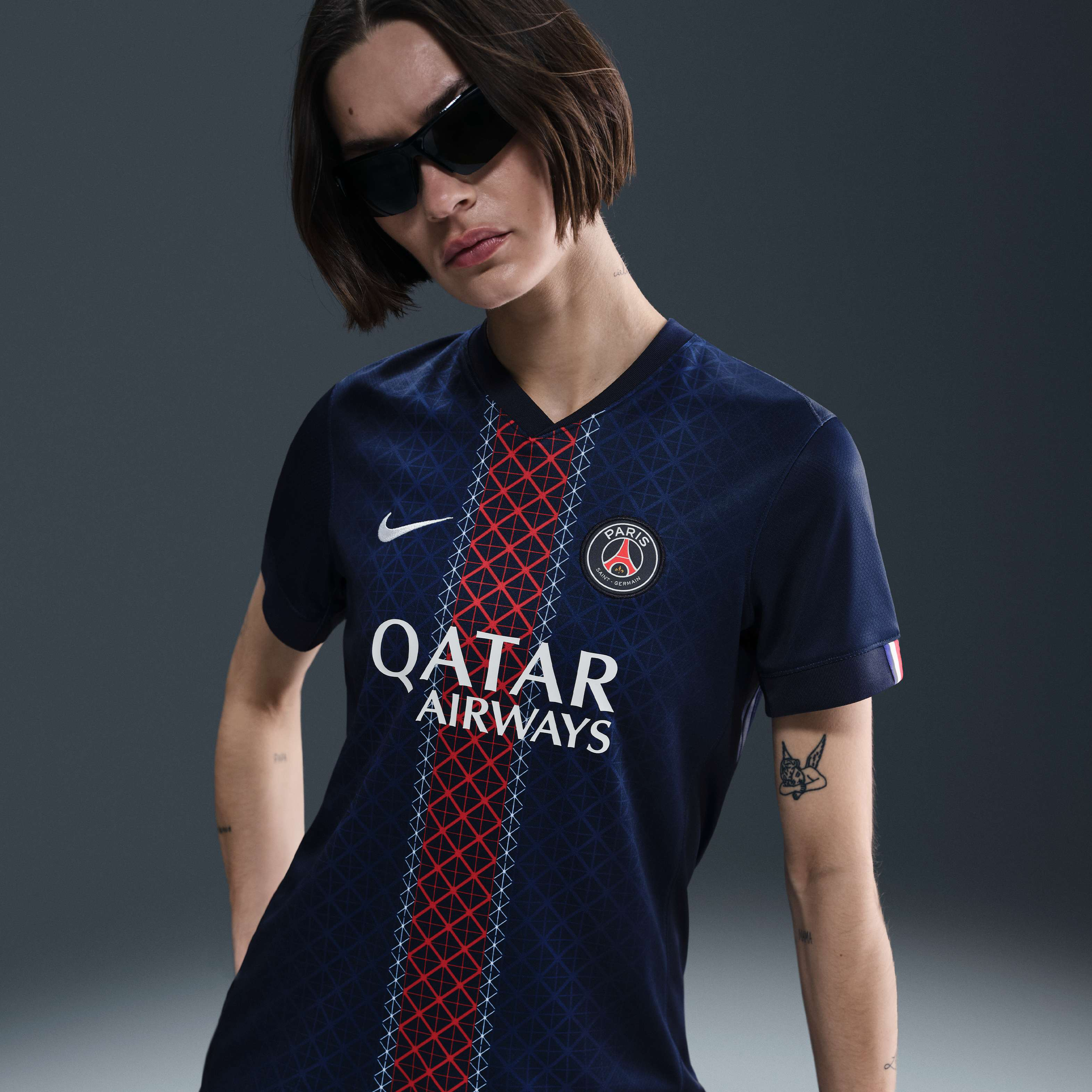 Buy Paris Saint-Germain 2025/26 Stadium Home Women's Nike