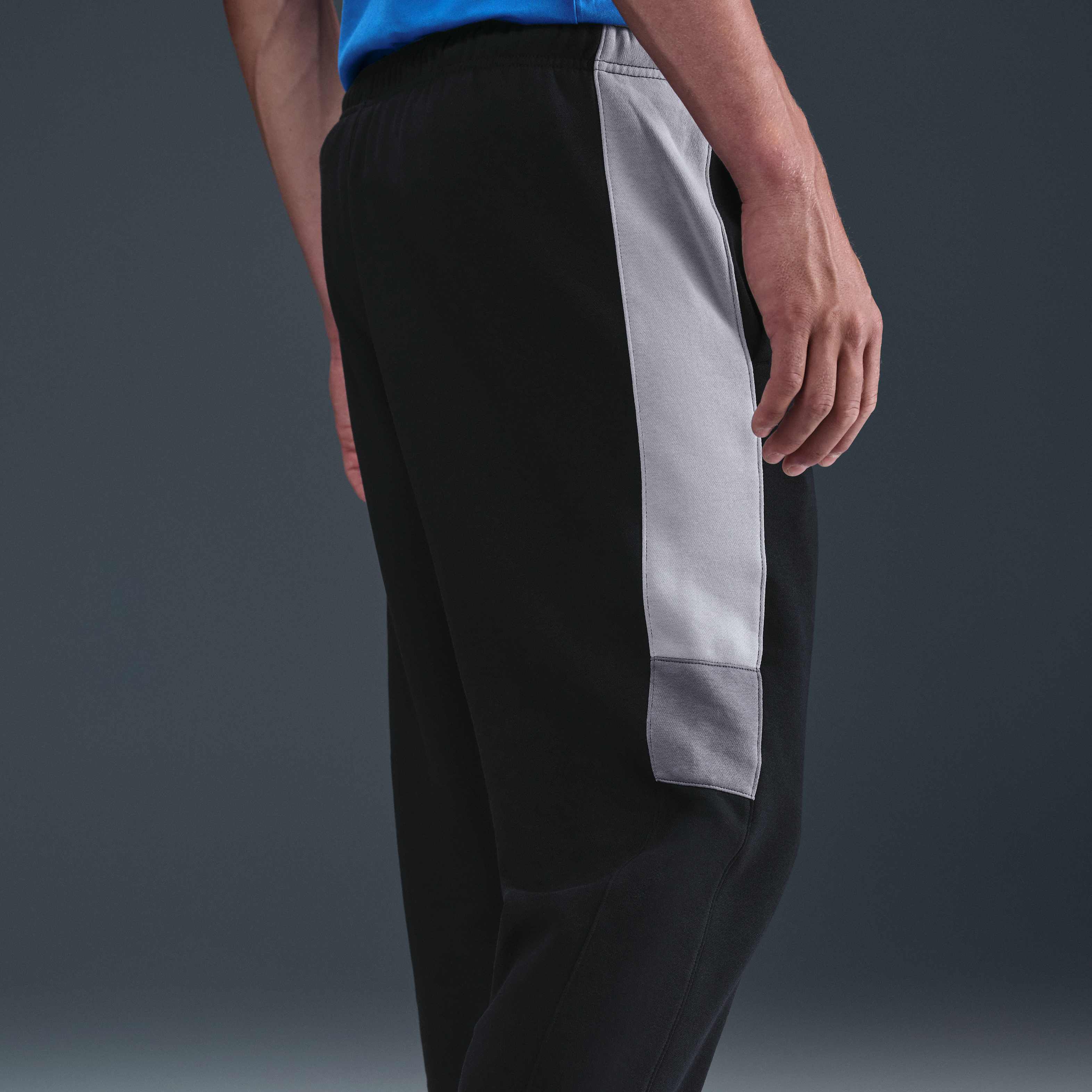 Nike Sportswear Club image number 6