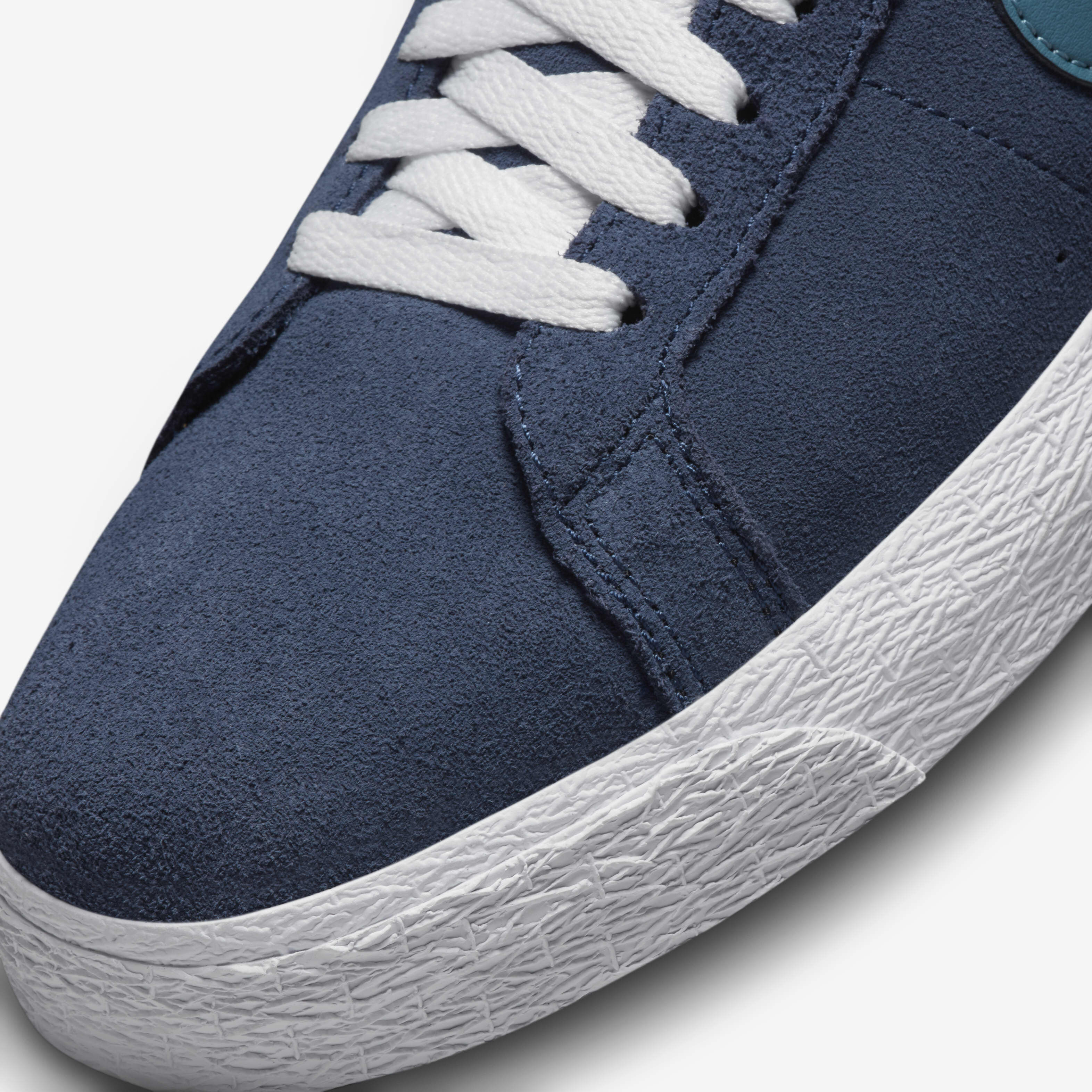 نايكي اس بي زوم بليزر ميد image number 6