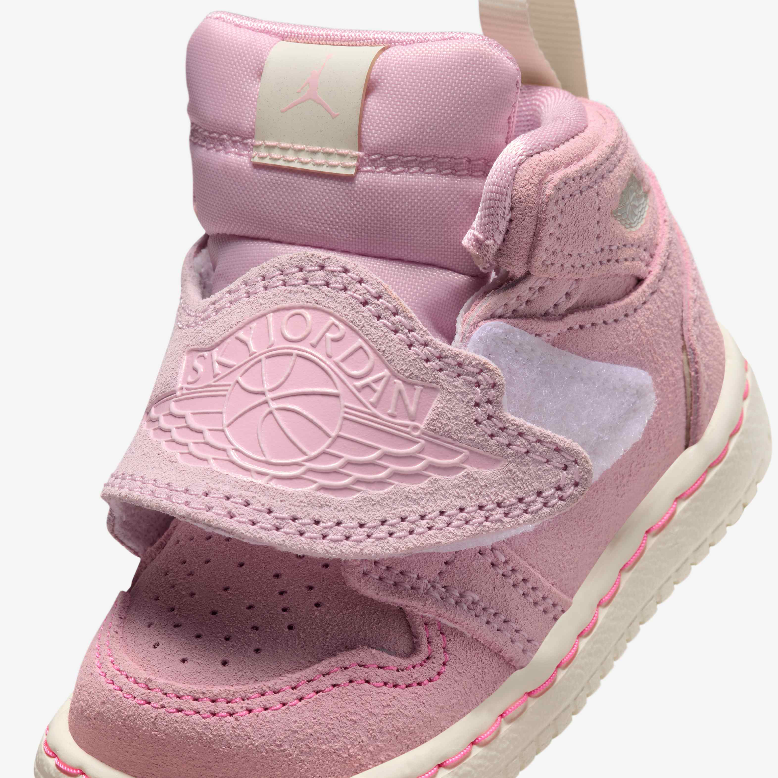 Sky Jordan 1 image number 6
