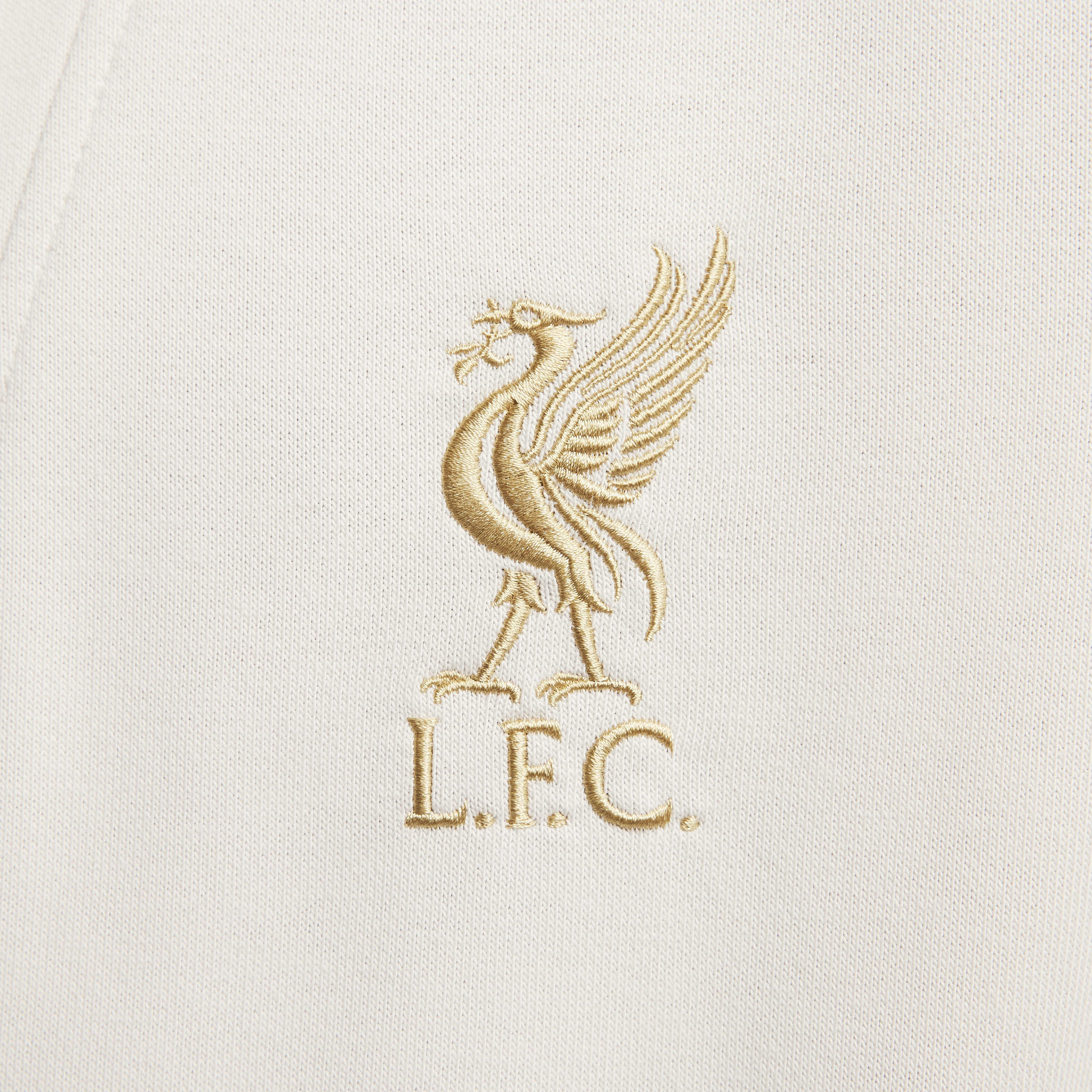 ليبرون جيمس x ليفربول F.C. image number 3