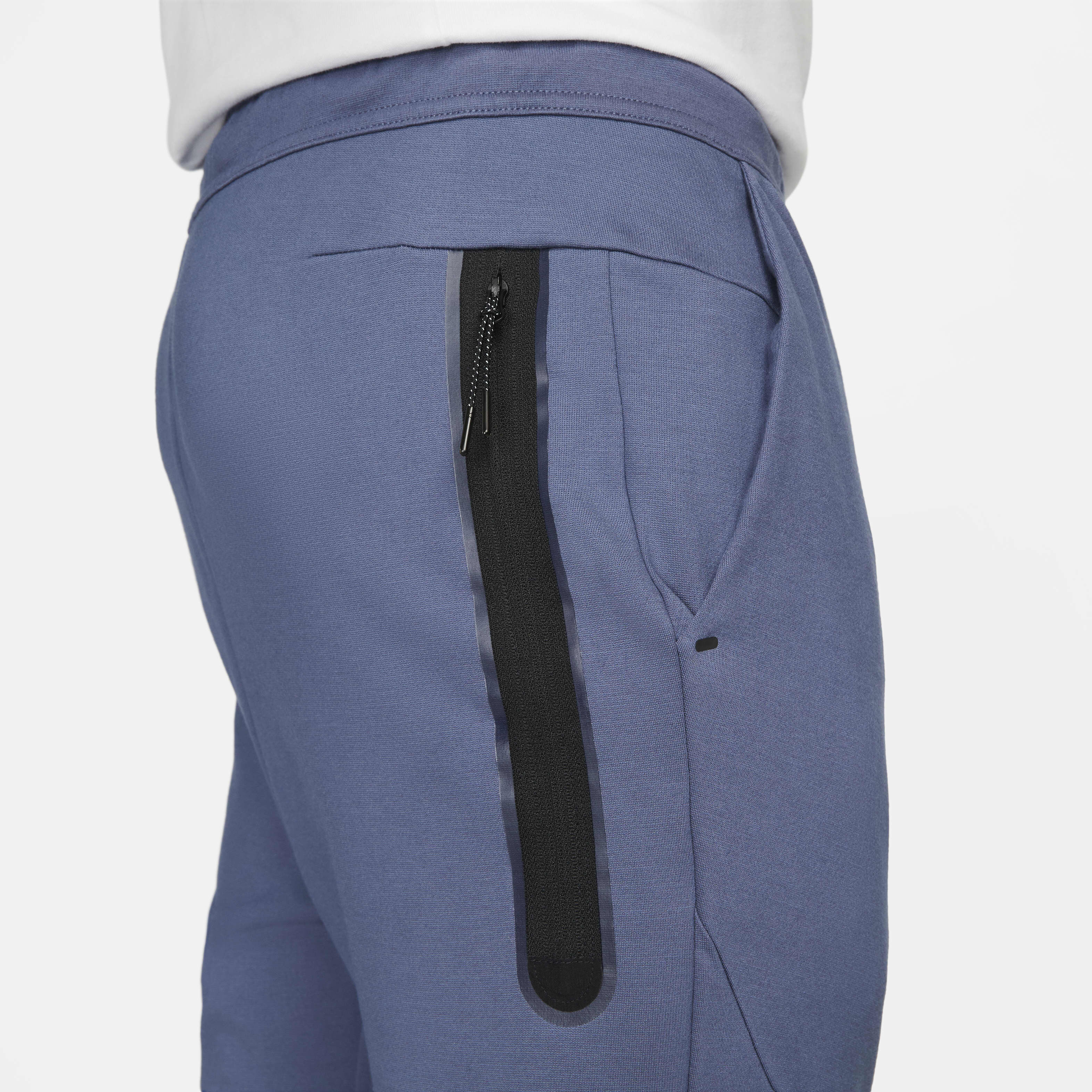 Buy Nike Sportswear Tech Fleece Lightweight Men s Slim Fit Jogger Tracksuit Bottoms Nike Qatar Official