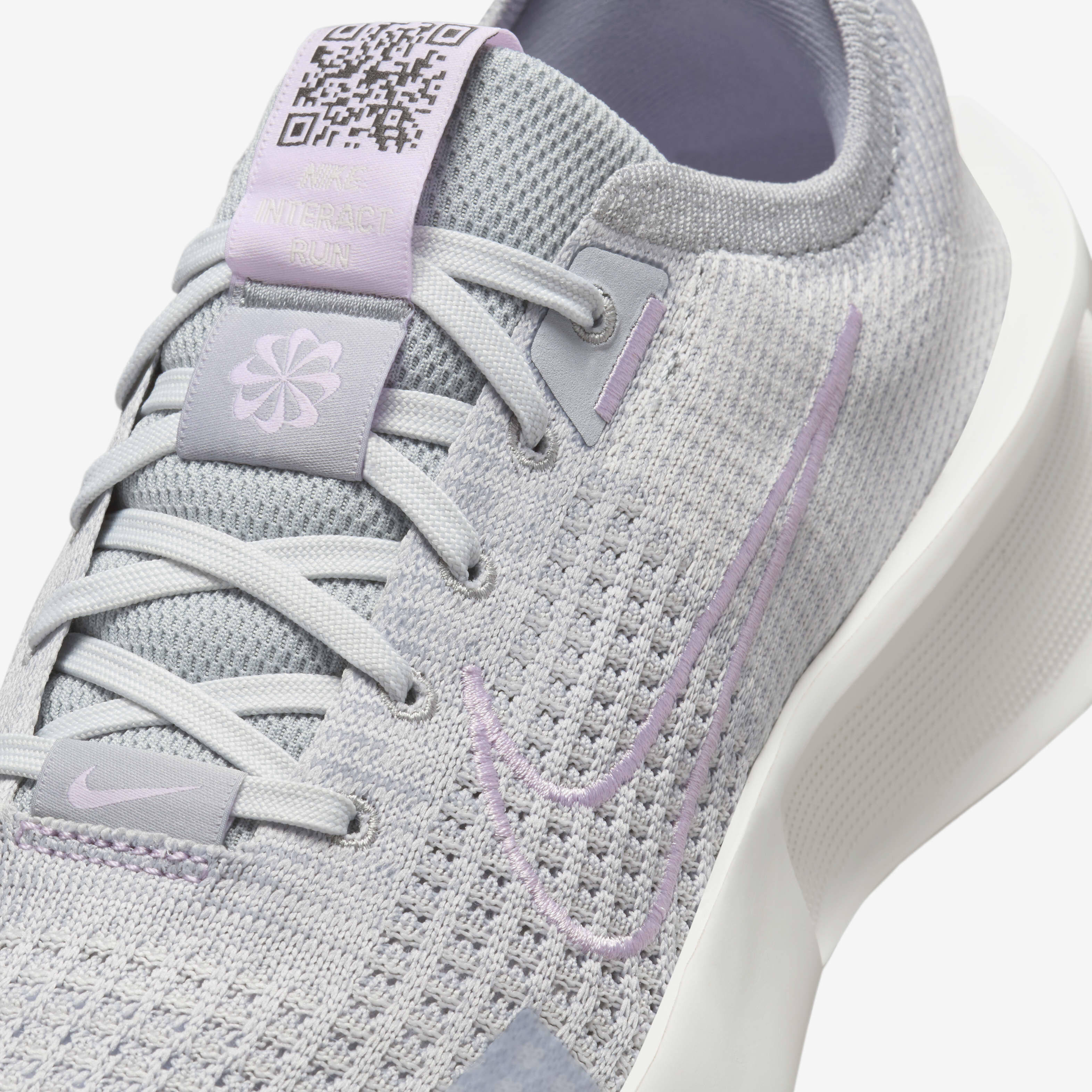 Nike Interact Run image number 6
