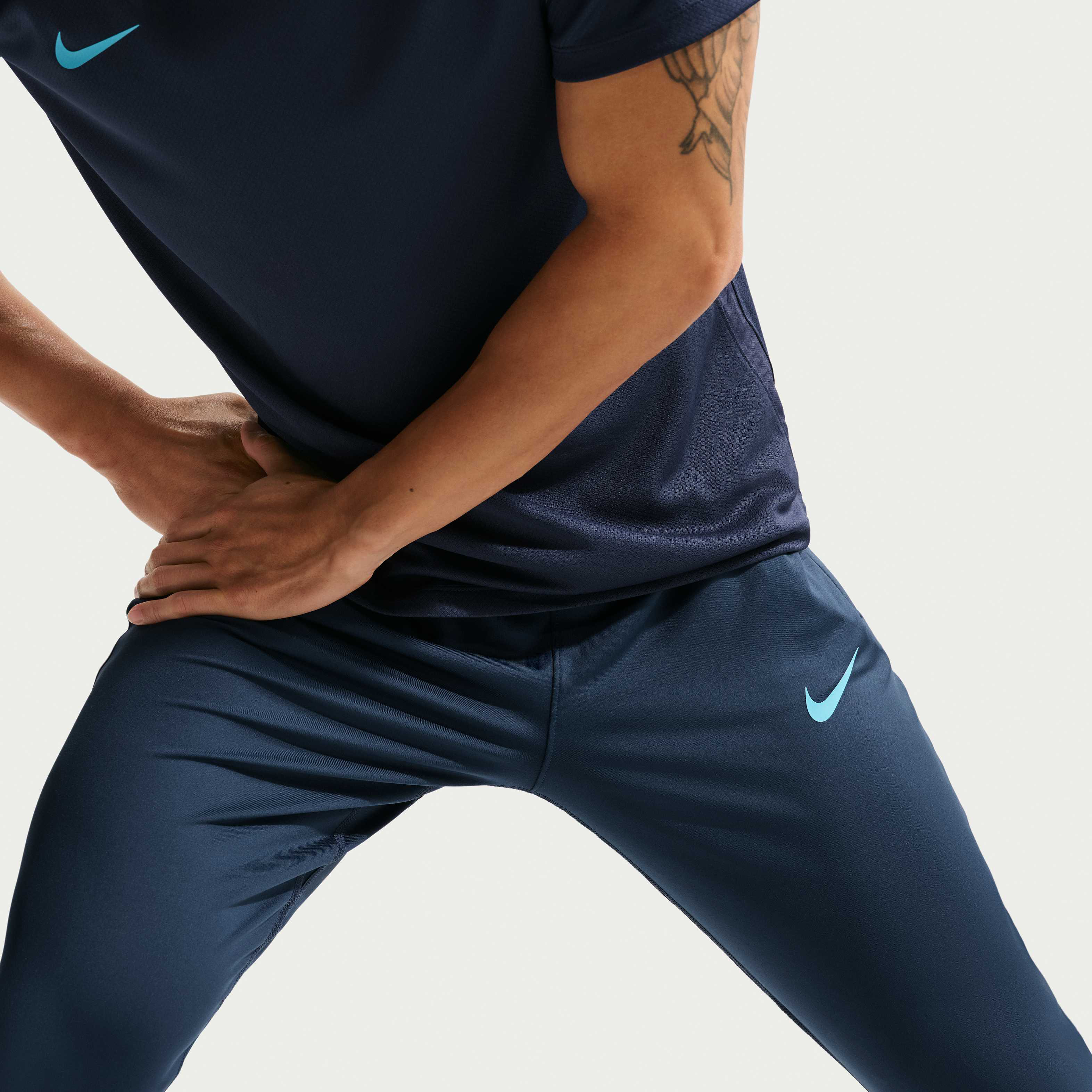 Nike Strike image number 3