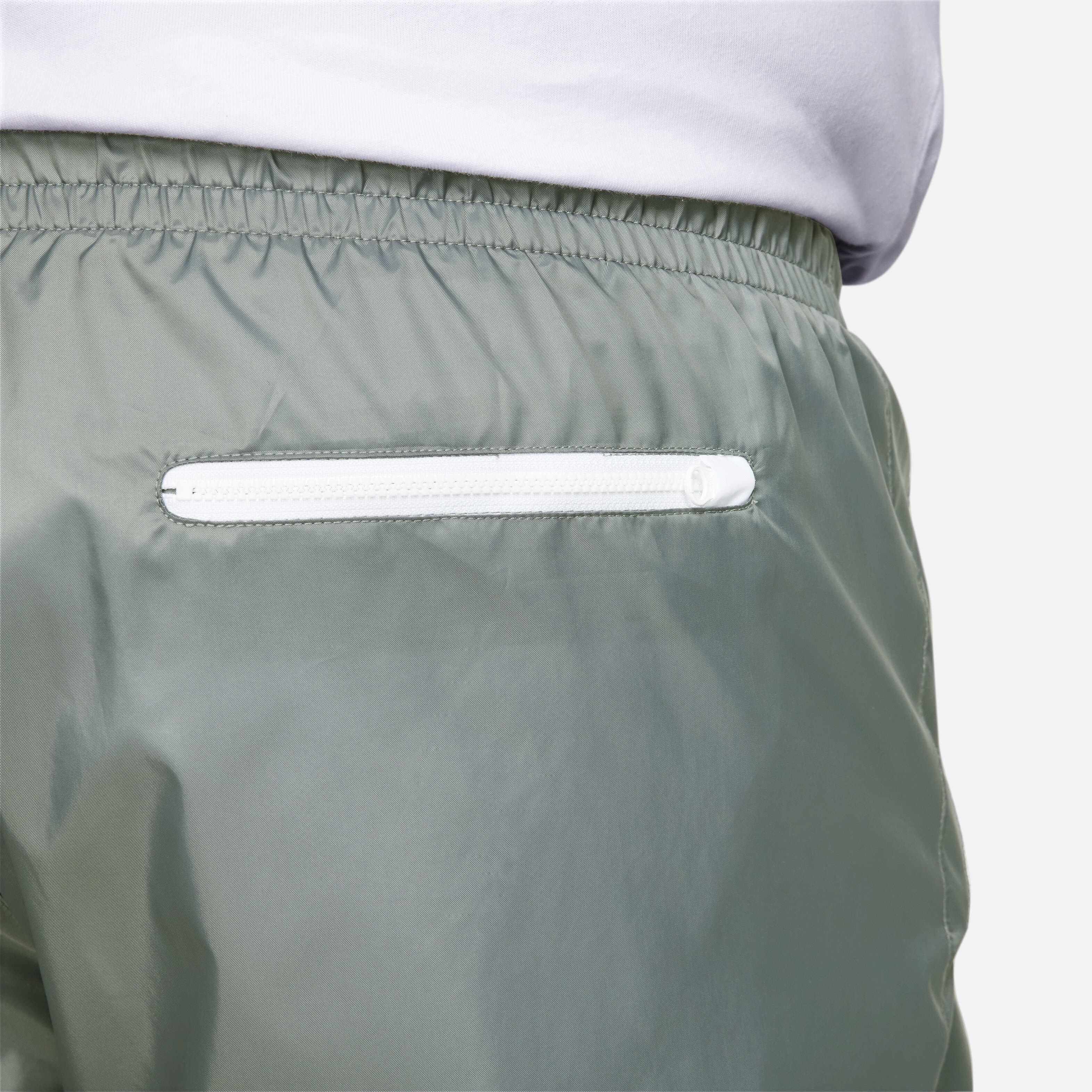 Nike Windrunner image number 12