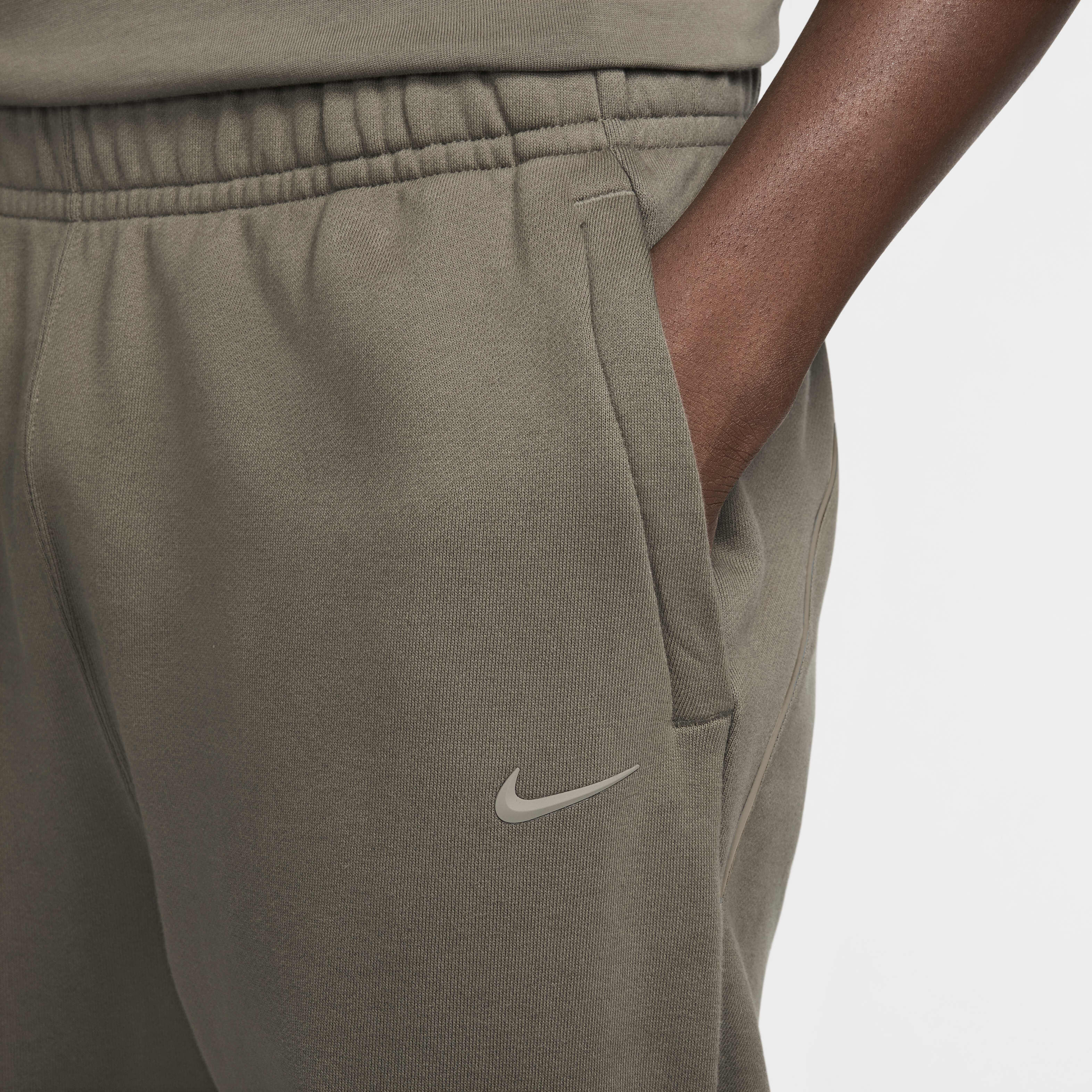 Nike tracksuit bottoms with zip pockets store