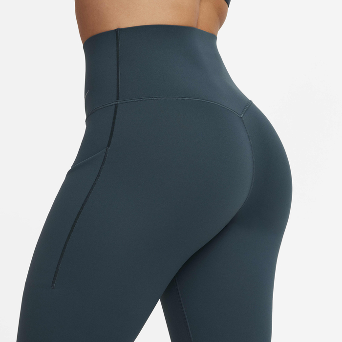 نايكي يونيفيرسا image number 5 نايكي يونيفيرسا image number 5