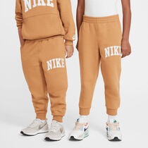 نايكي سبورتسوير كلوب