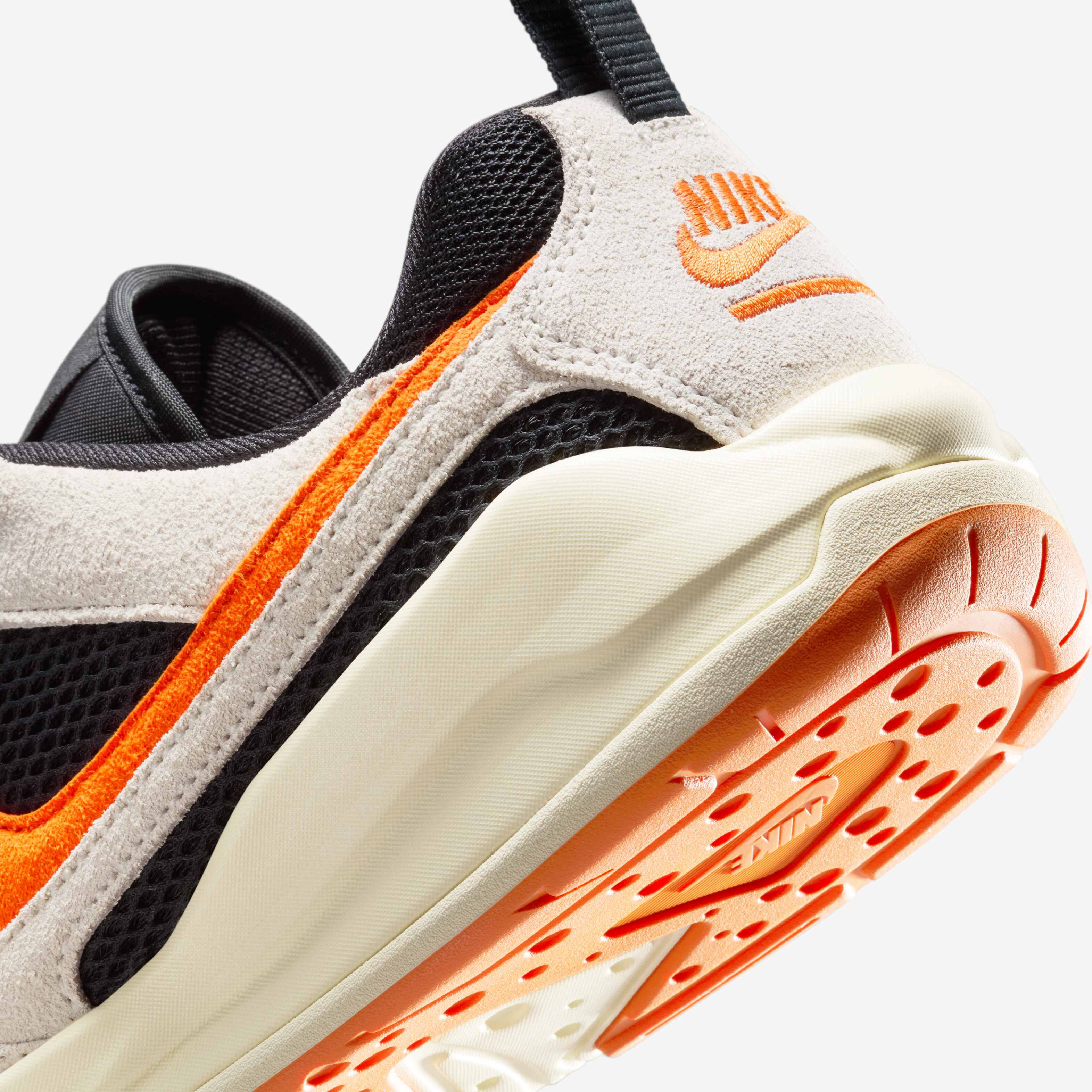 Jordan CMFT Era image number 7