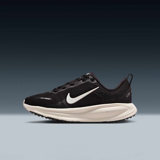 Shoes-Nike, Nike Vomero 18, Older Kids' Road Running Shoes