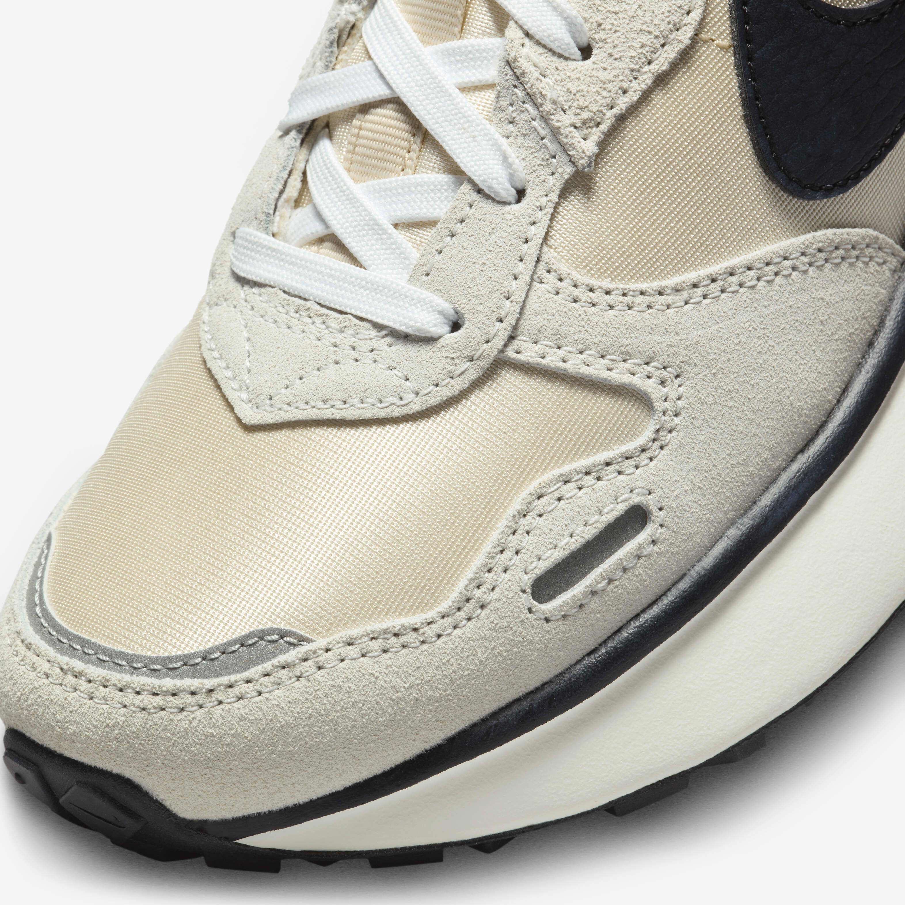 Nike Phoenix Waffle image number 7