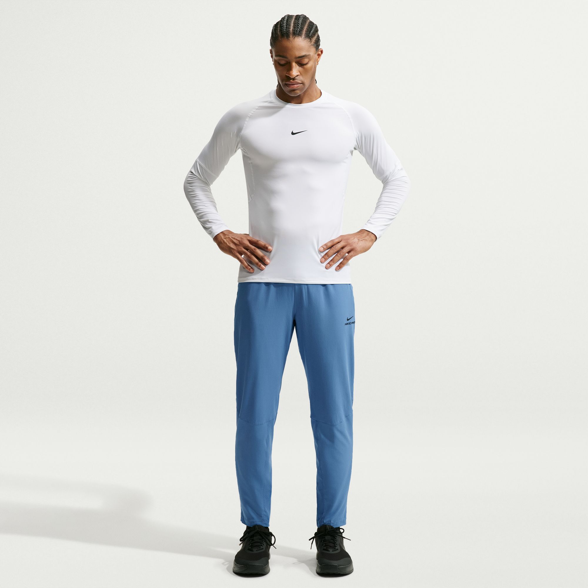Nike Pro Training image number 0