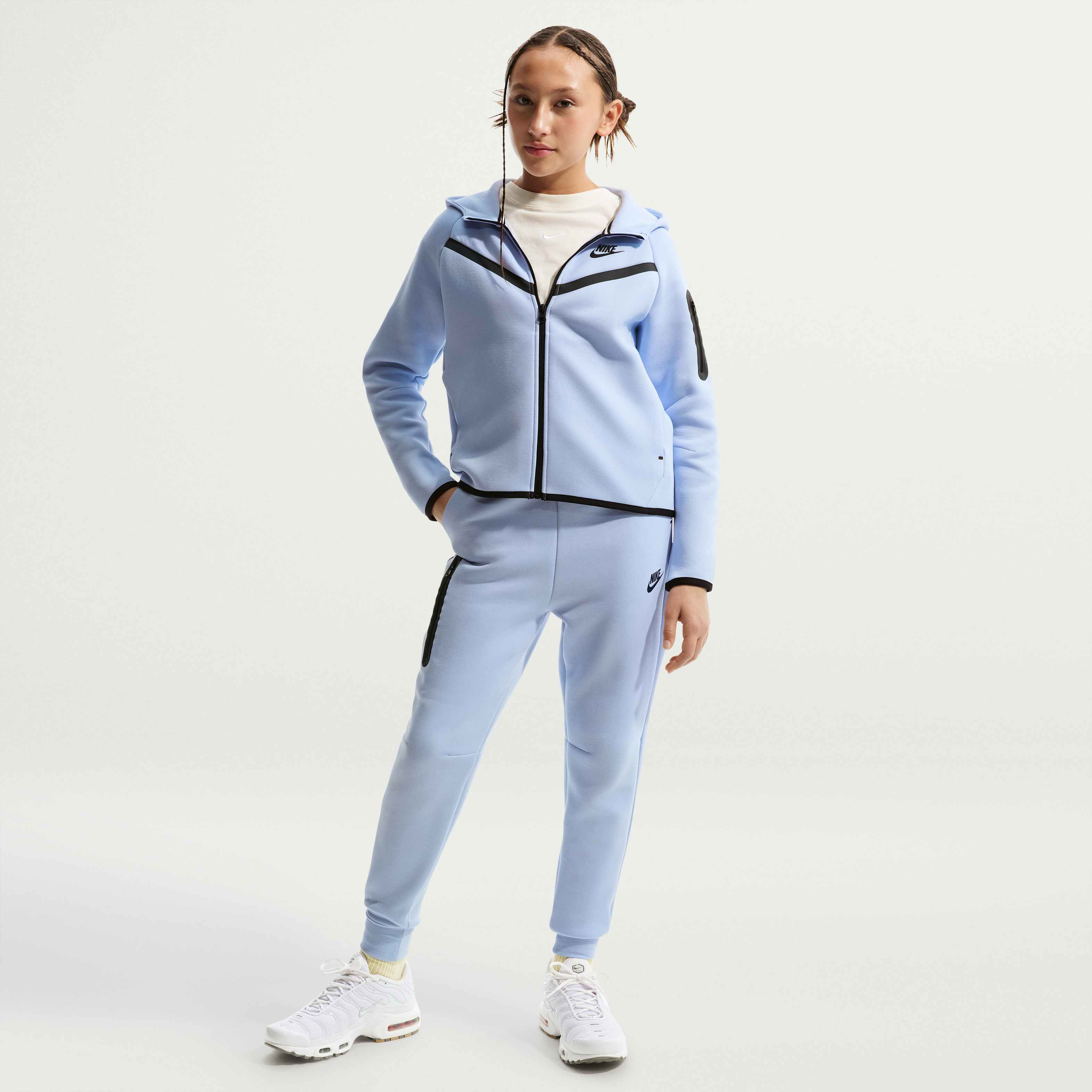 Nike Sportswear Tech Fleece image number 0