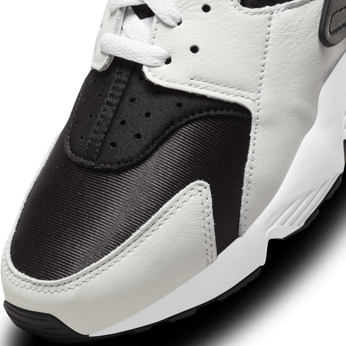 Nike Air Huarache image number 7 Nike Air Huarache image number 7