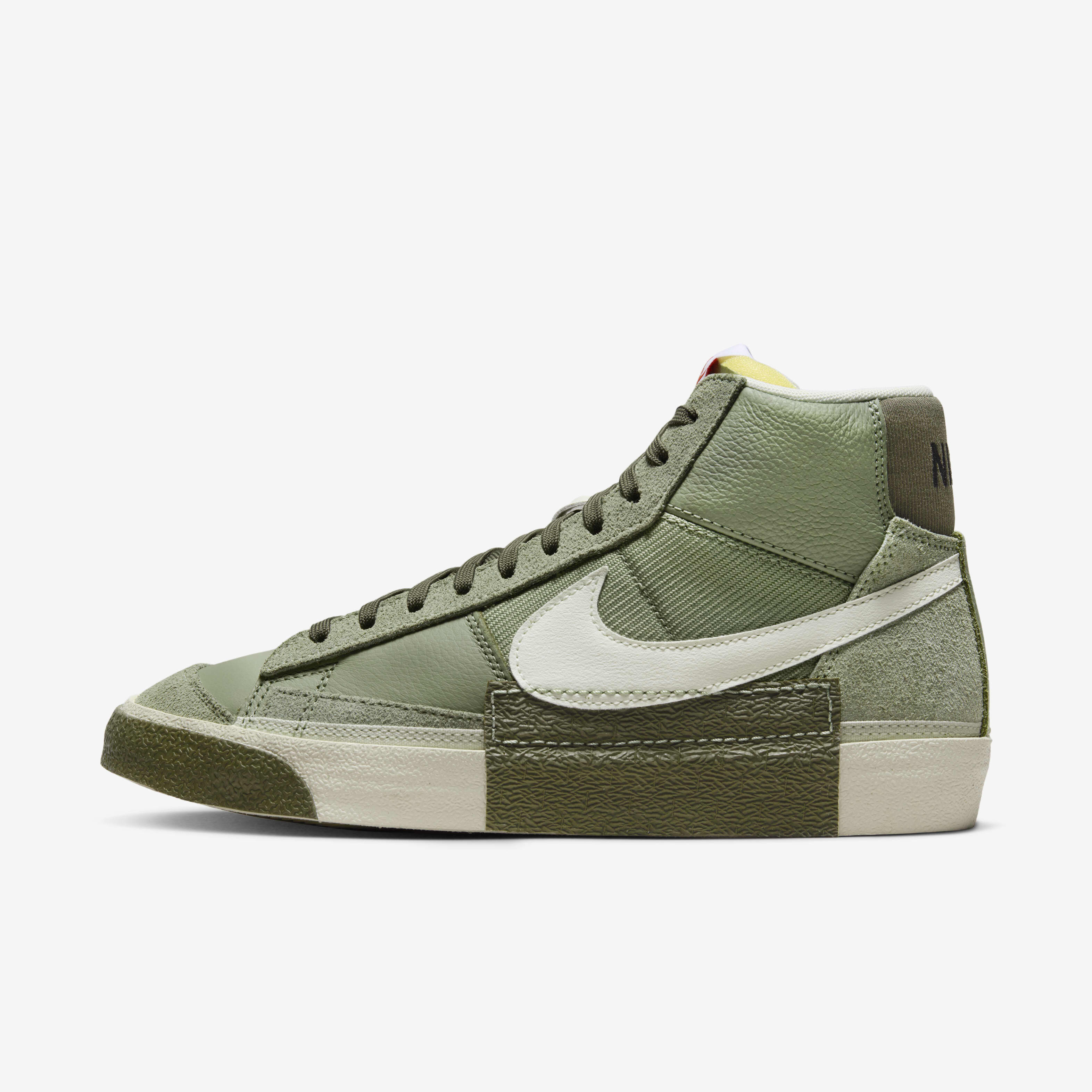 Nike blazer mid patch store