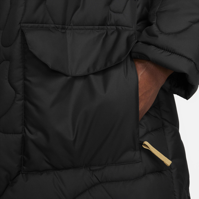 LeBron x Liverpool F.C. image number 6 LeBron x Liverpool F.C. image number 6