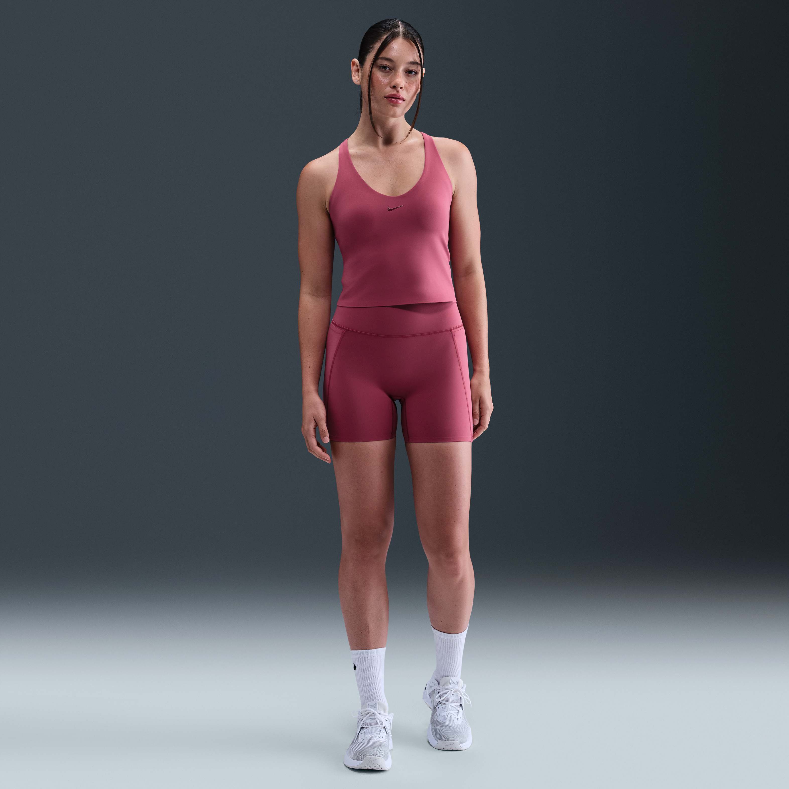 Nike Universa image number 3