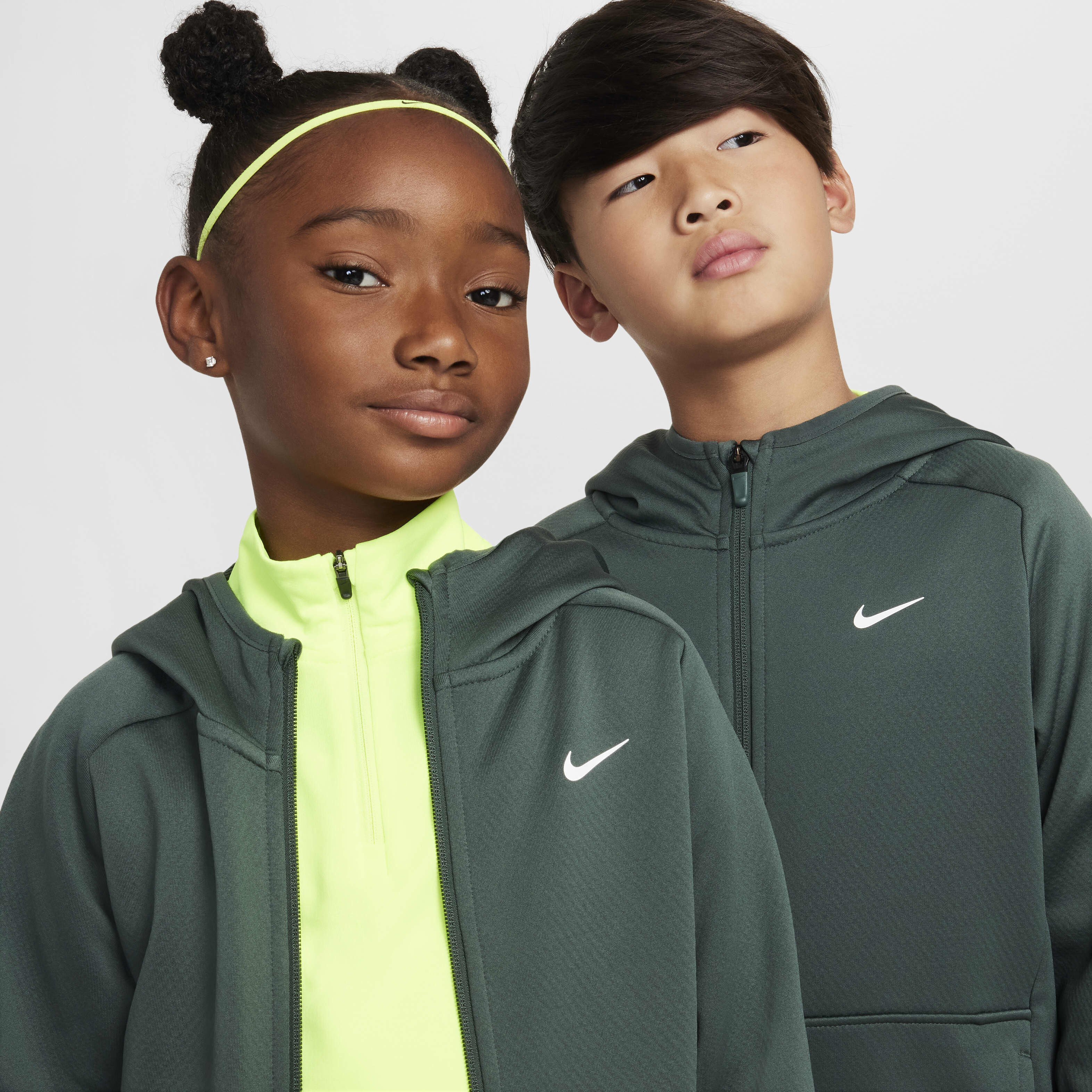 Nike image number 2