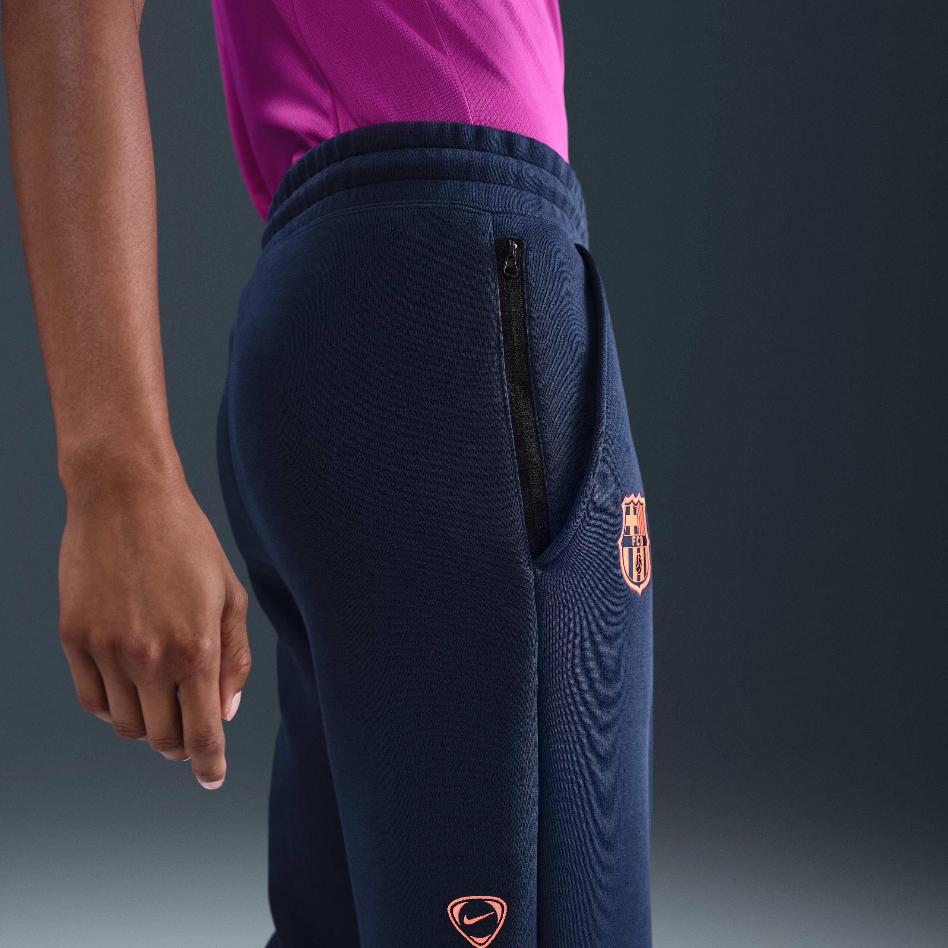 F.C. Barcelona Tech image number 2