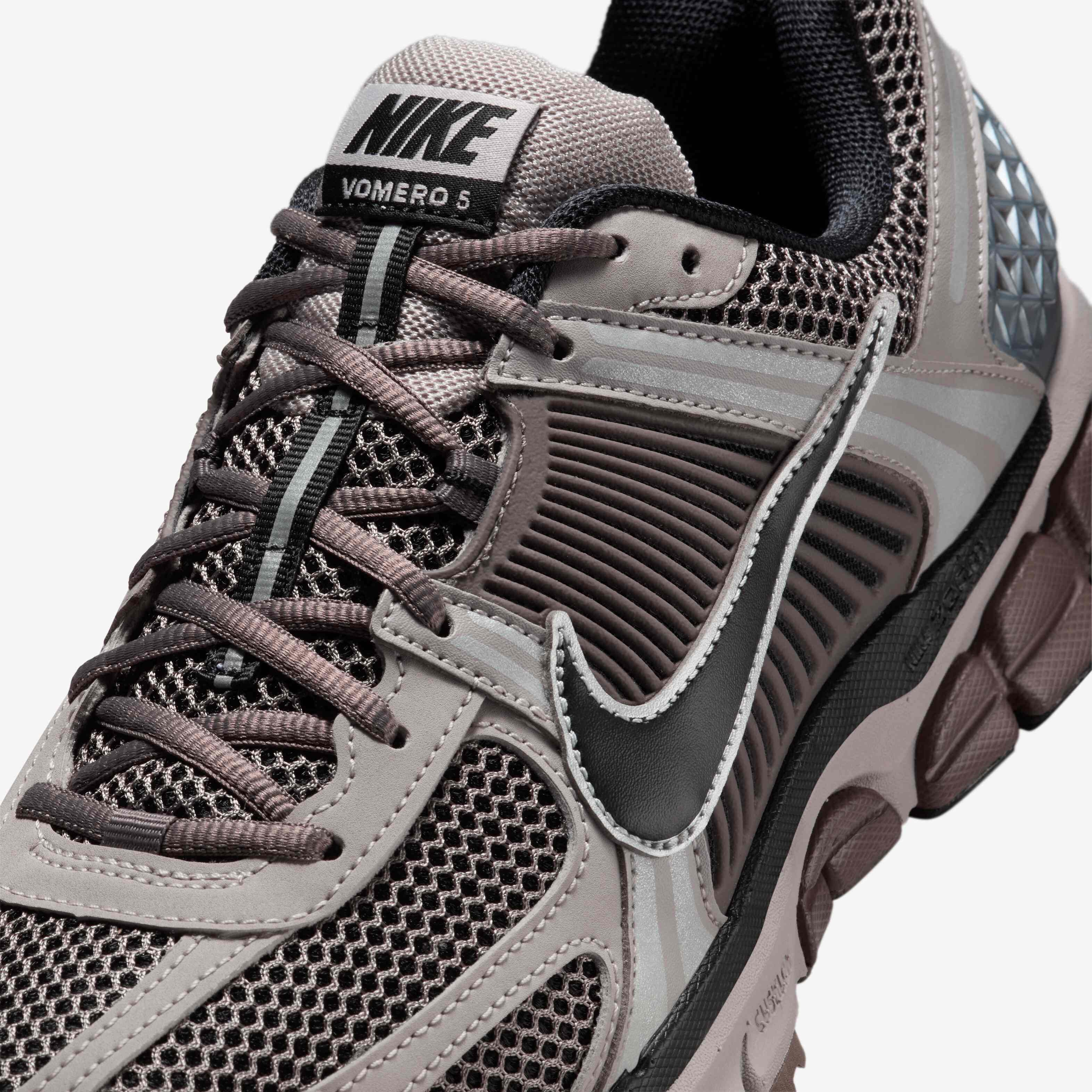 Nike Zoom Vomero 5 image number 6