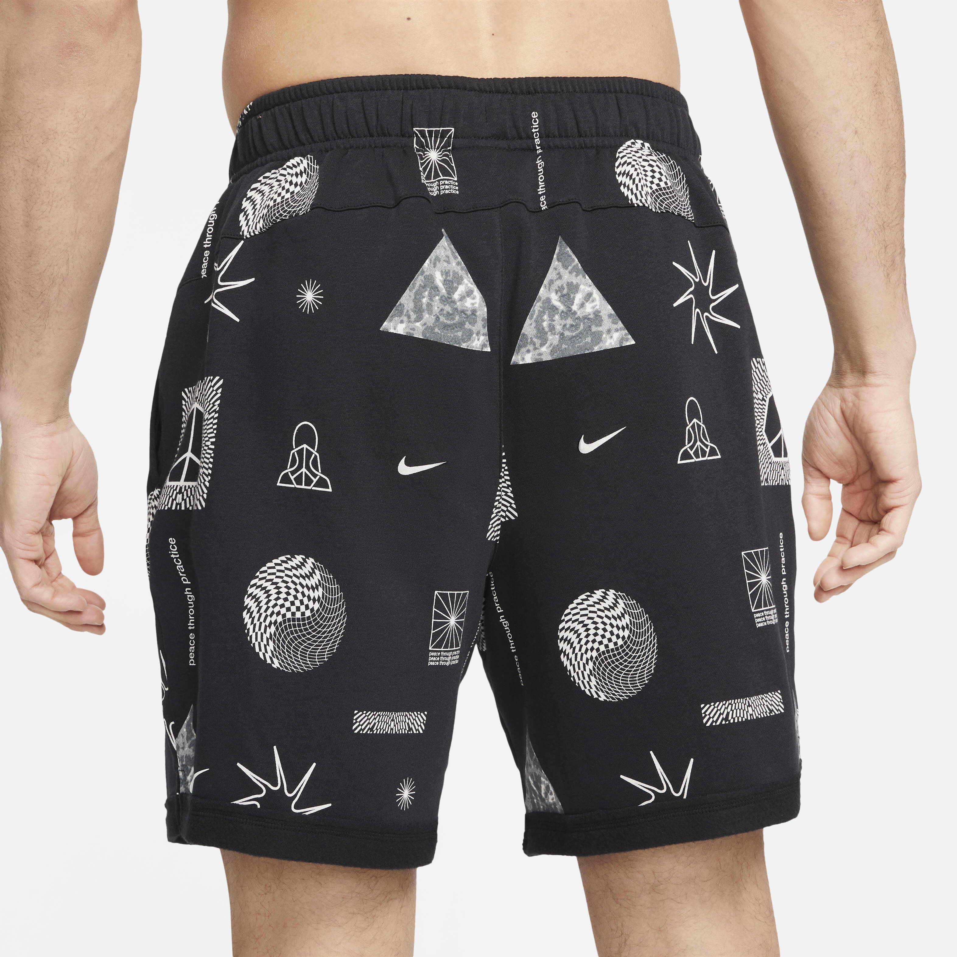 نايكي يوغا ثيرما-فت image number 2