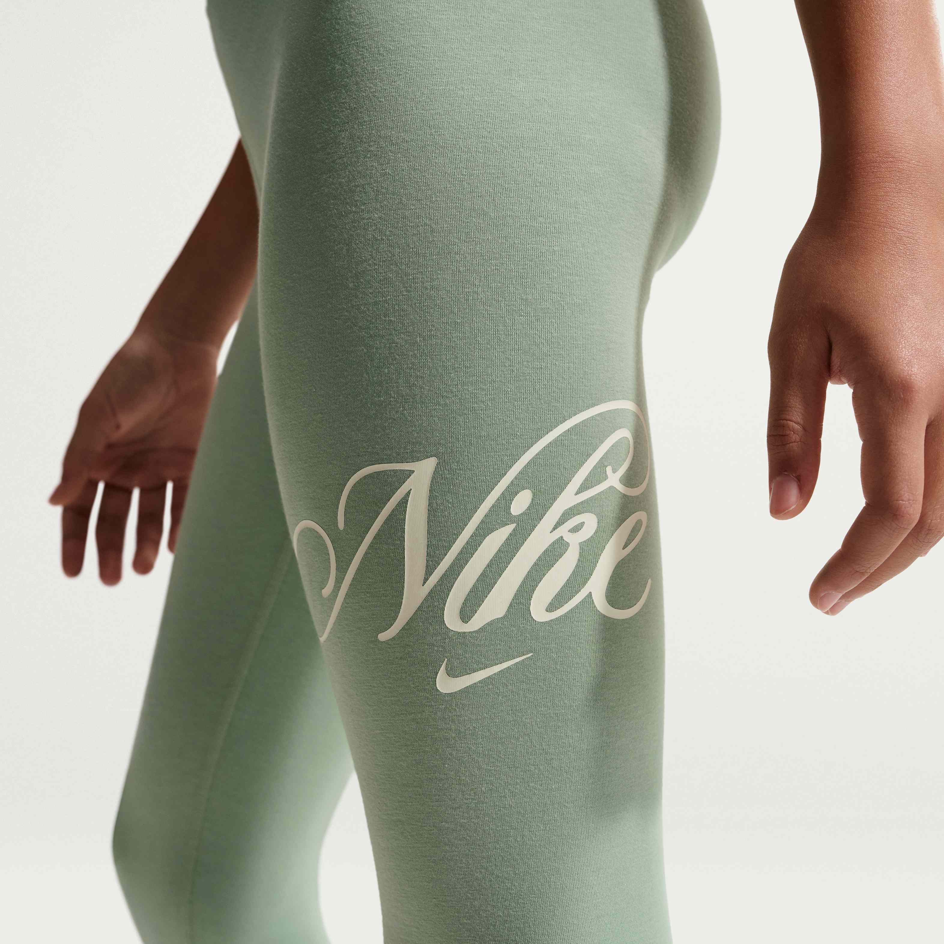 Nike Sportswear Classic image number 5
