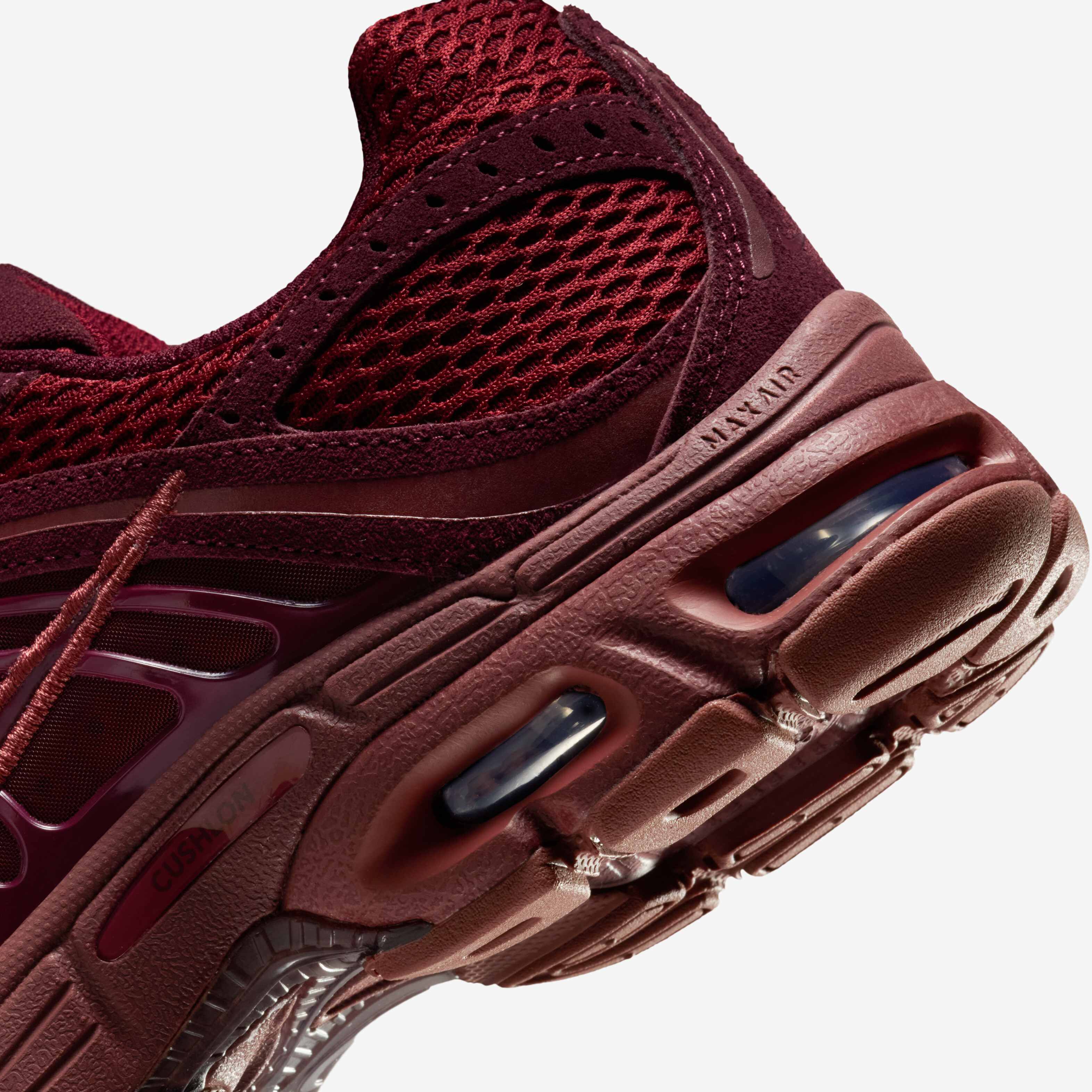 Nike Air Max Moto 2K image number 7