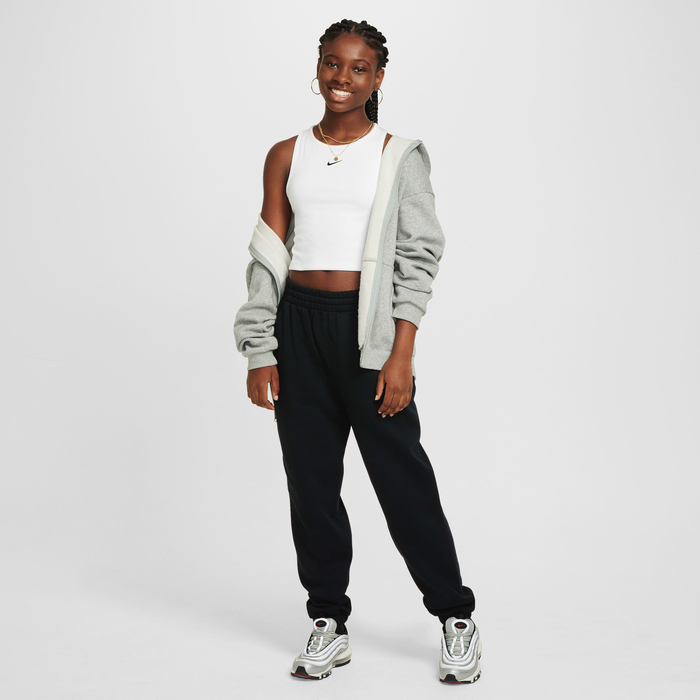 نايكي سبورتسوير image number 4 نايكي سبورتسوير image number 4