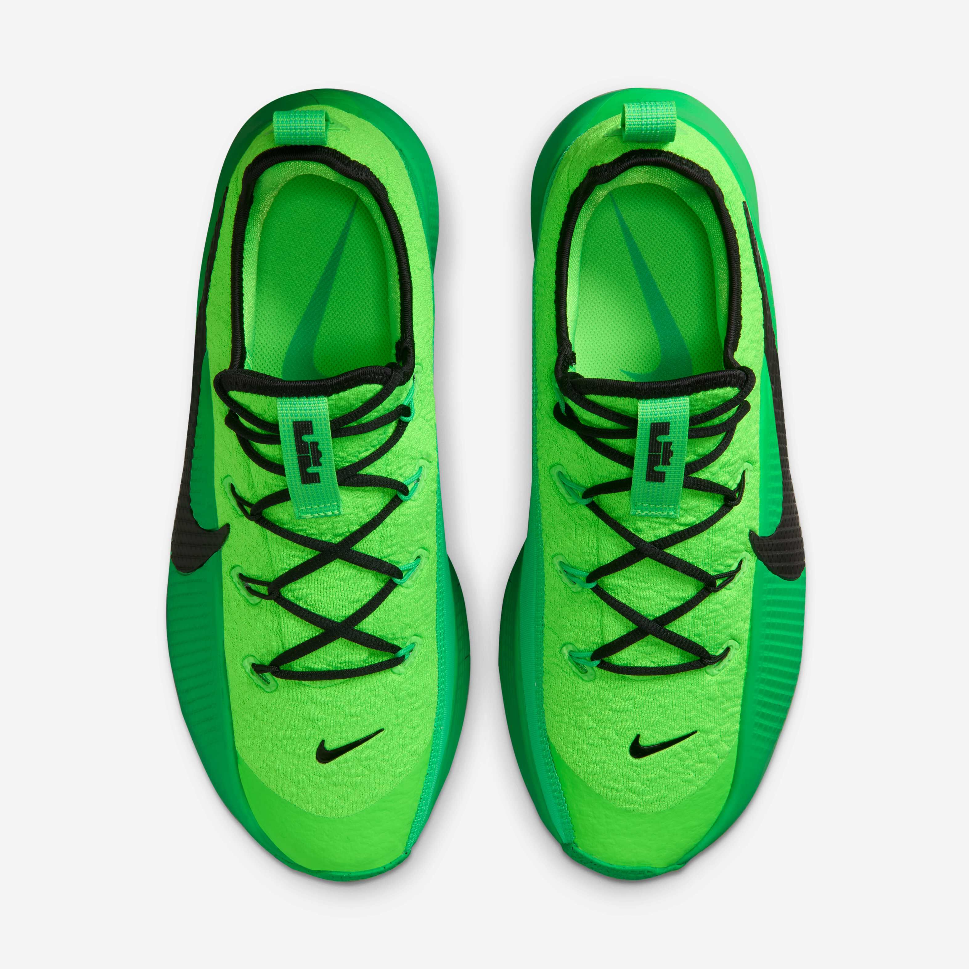 LeBron TR 1 image number 3