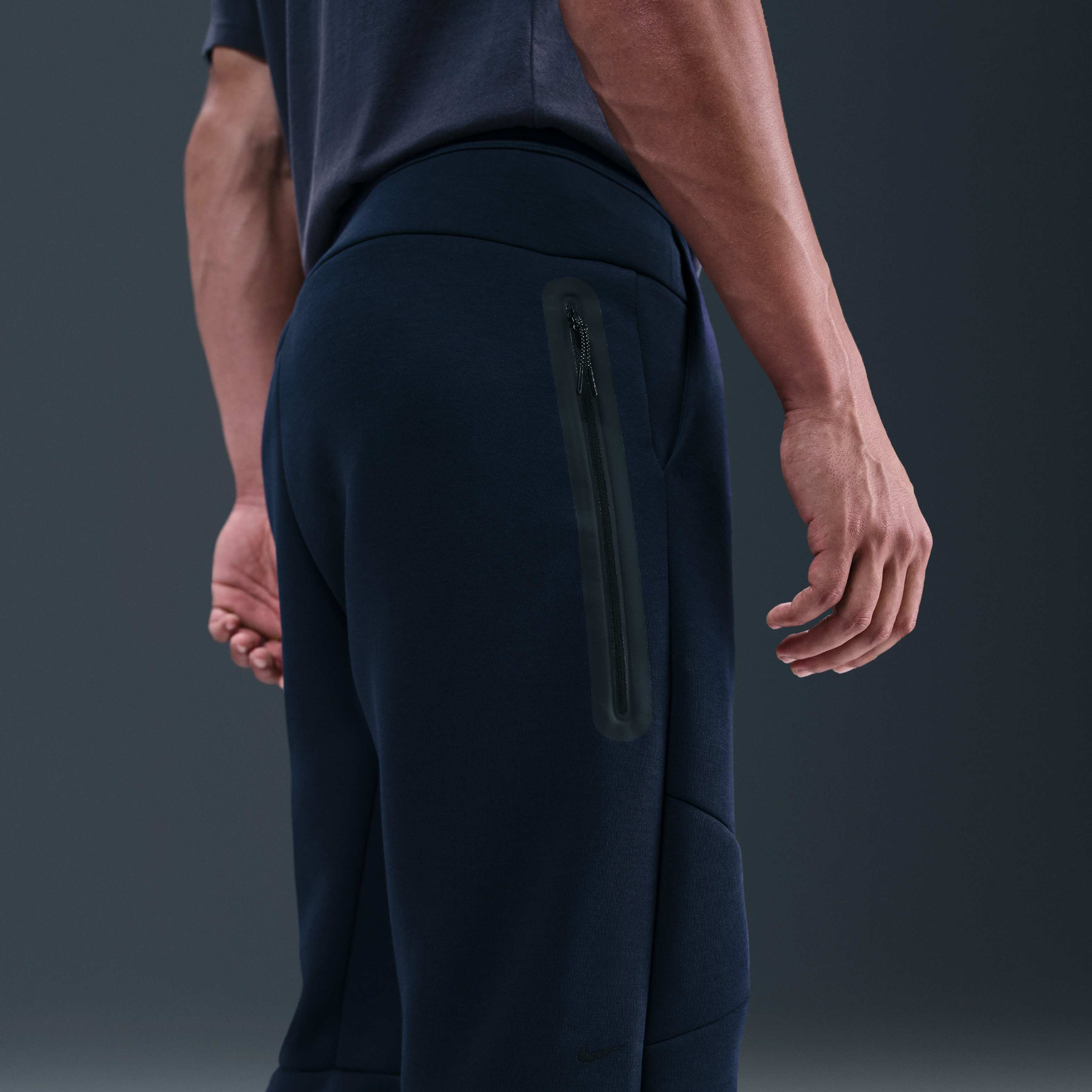 Nike Tech image number 2