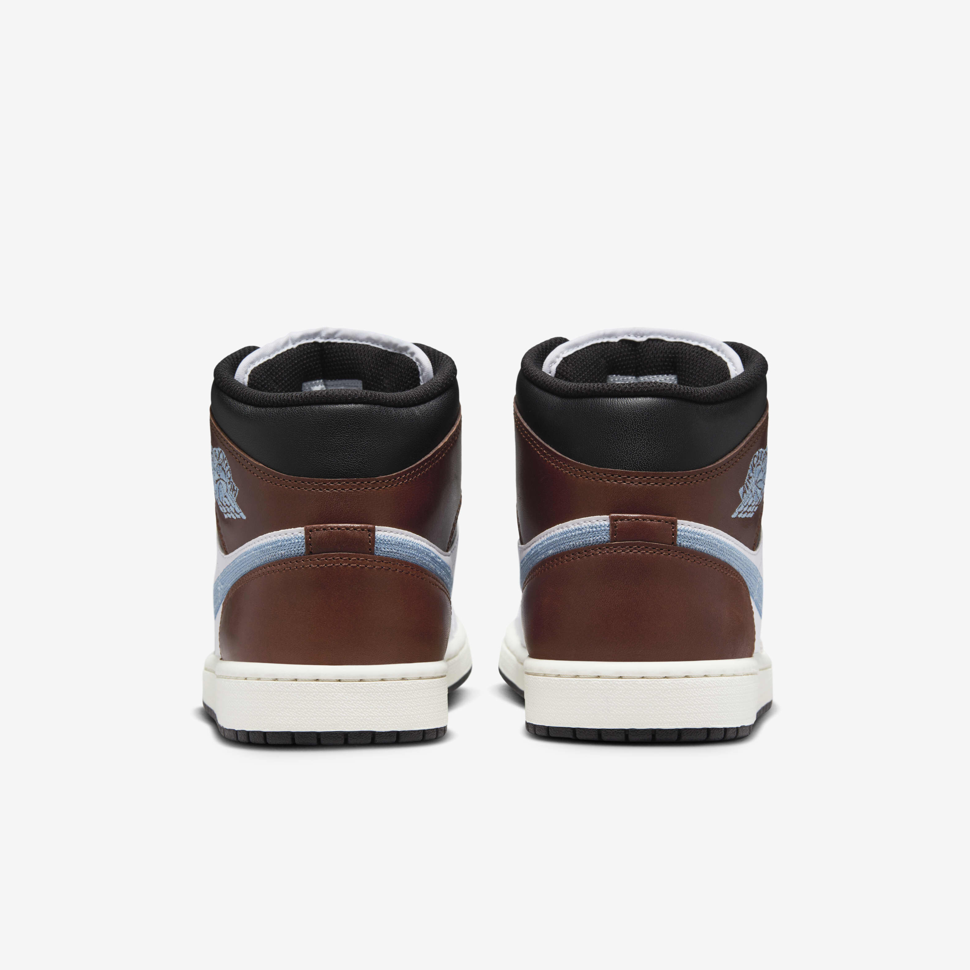 Air Jordan 1 Mid SE image number 5