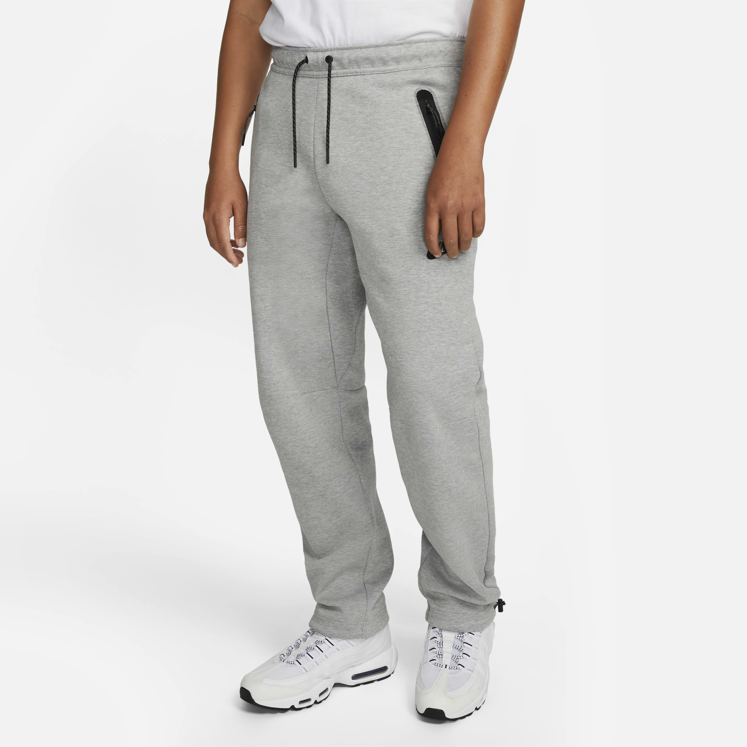 Nike Sportswear Tech Fleece image number 0