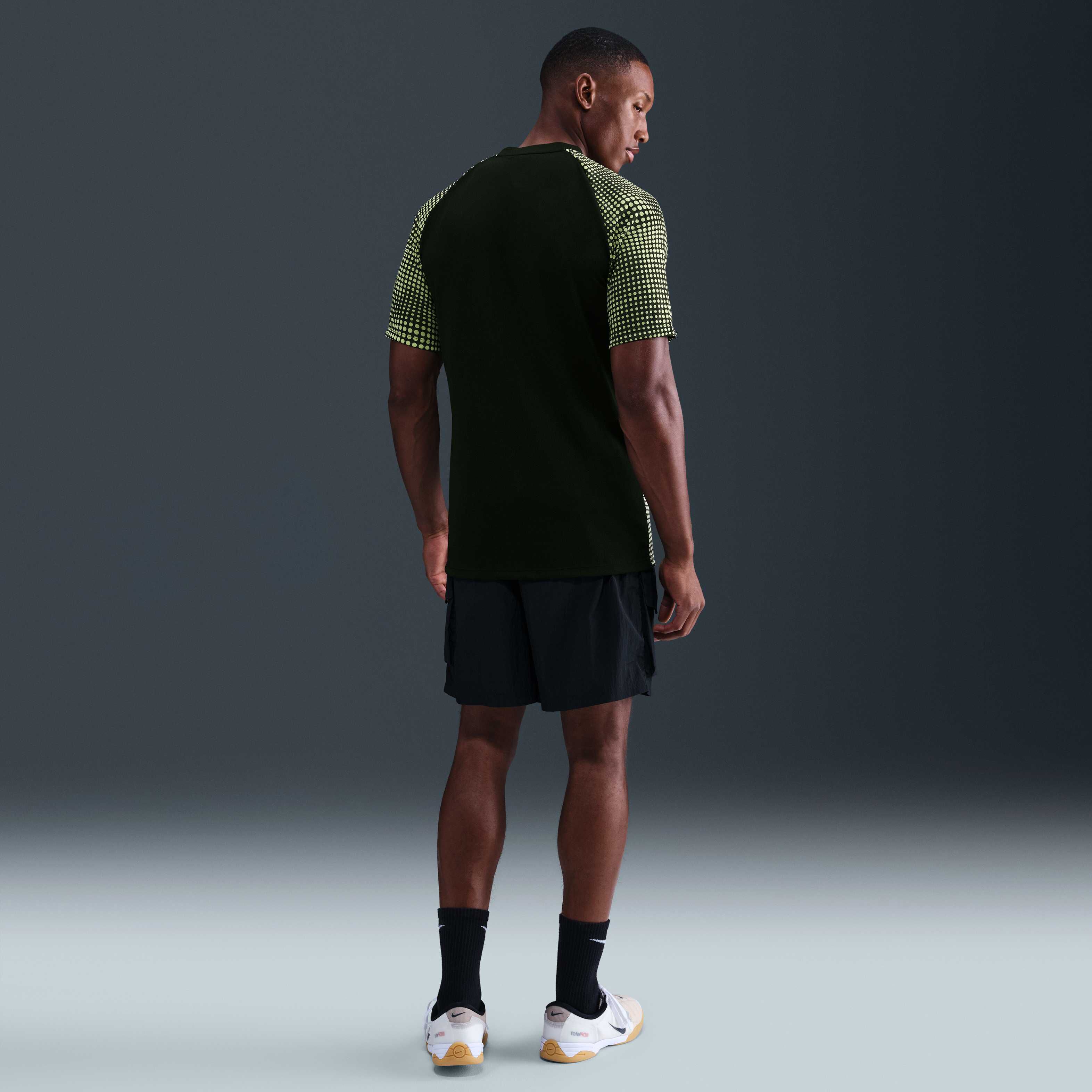 نايكي أكاديمي بلس image number 4