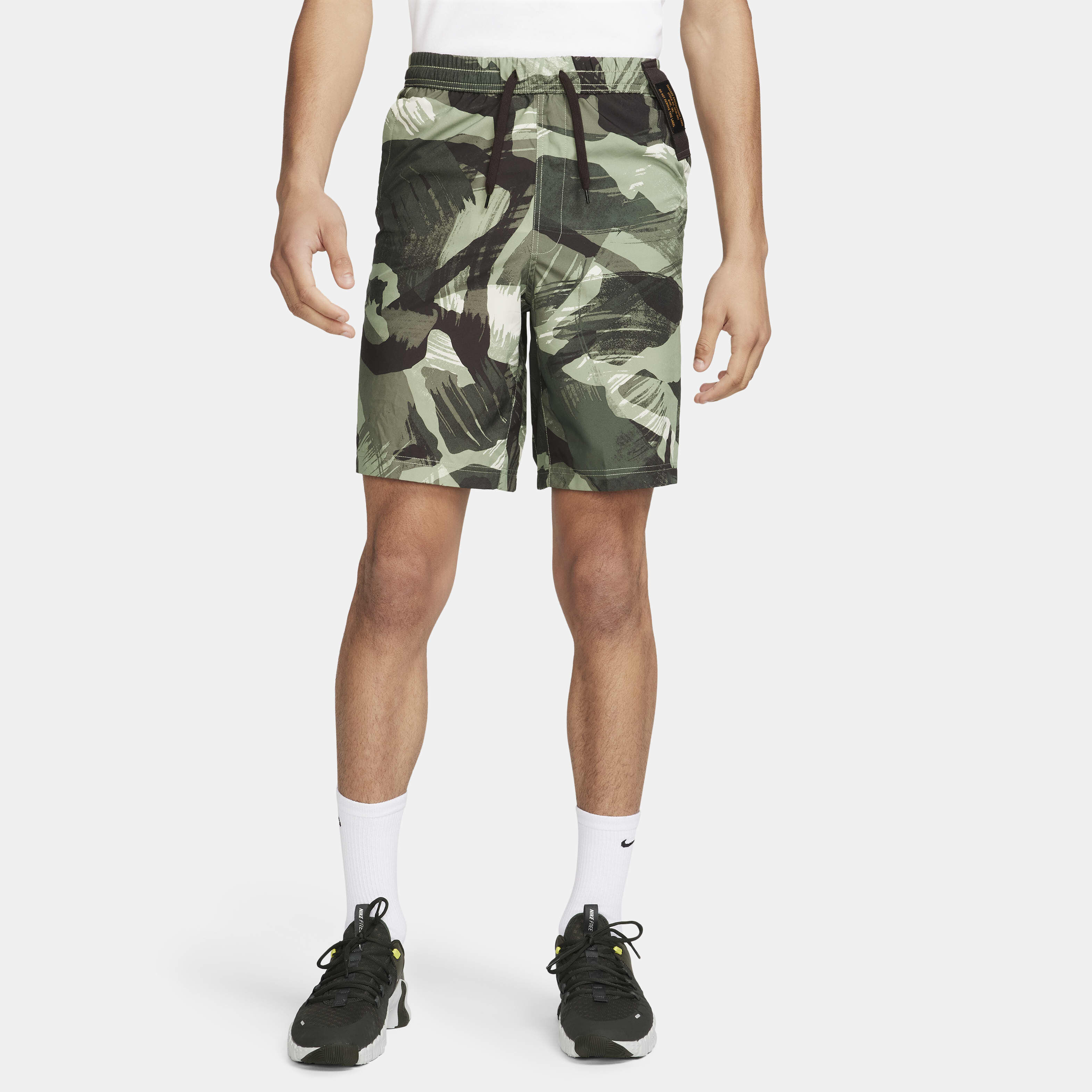 Buy Nike Form Men s Dri FIT 23cm approx. Unlined Versatile Shorts Nike Qatar Official