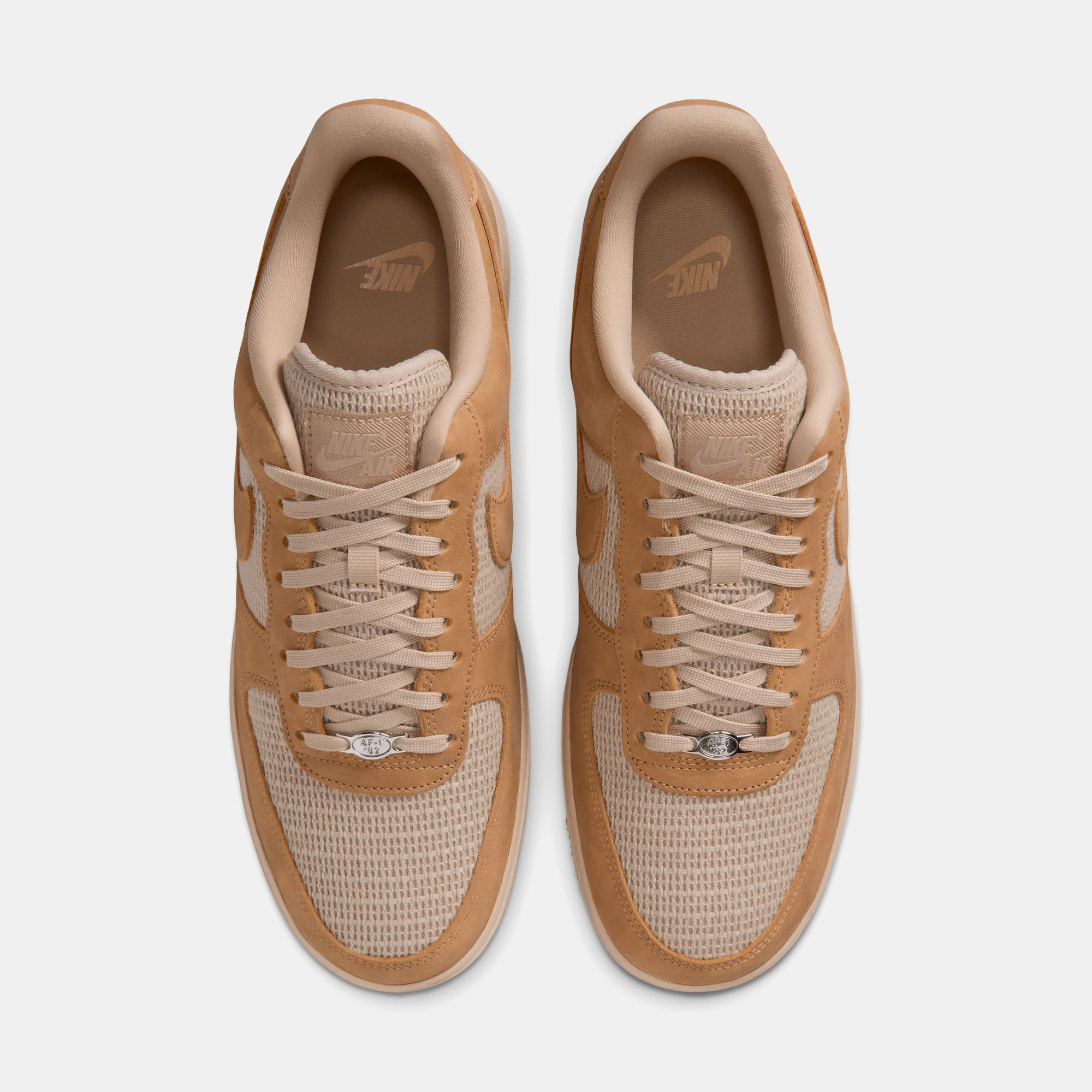 Nike Air Force 1 '07 LV8 image number 3