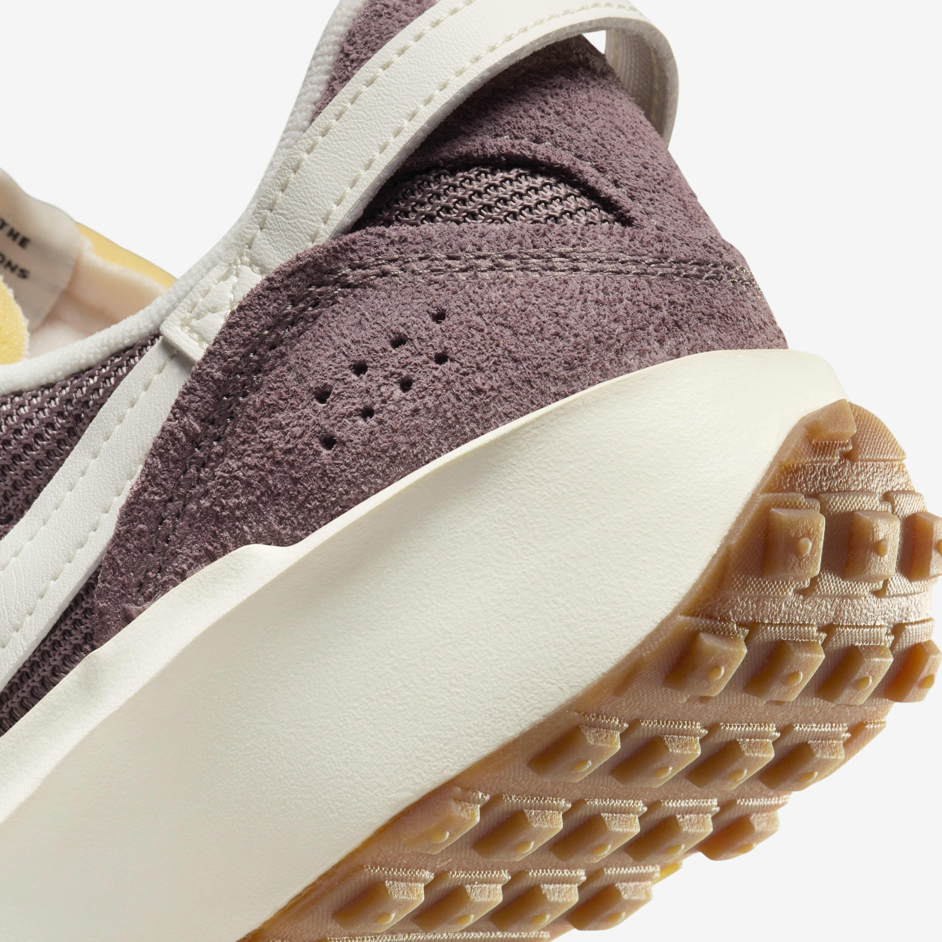 Buy Nike Waffle Debut Vintage Women s Shoes Nike Qatar Official