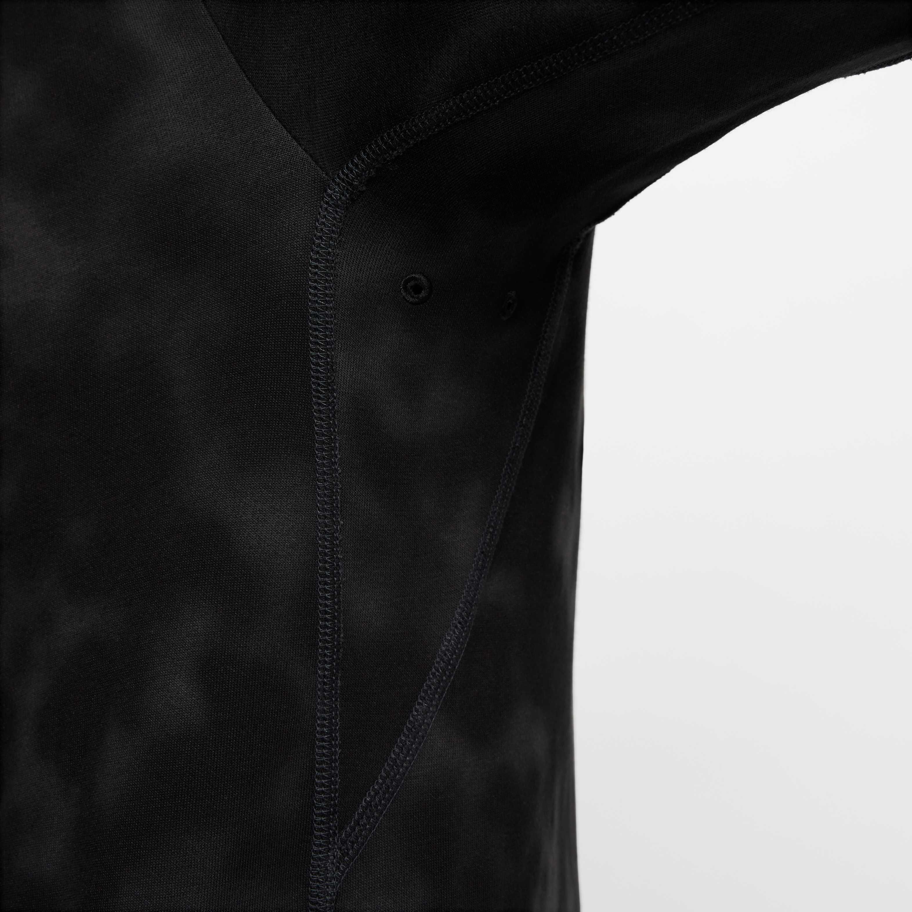 Nike Primary image number 4