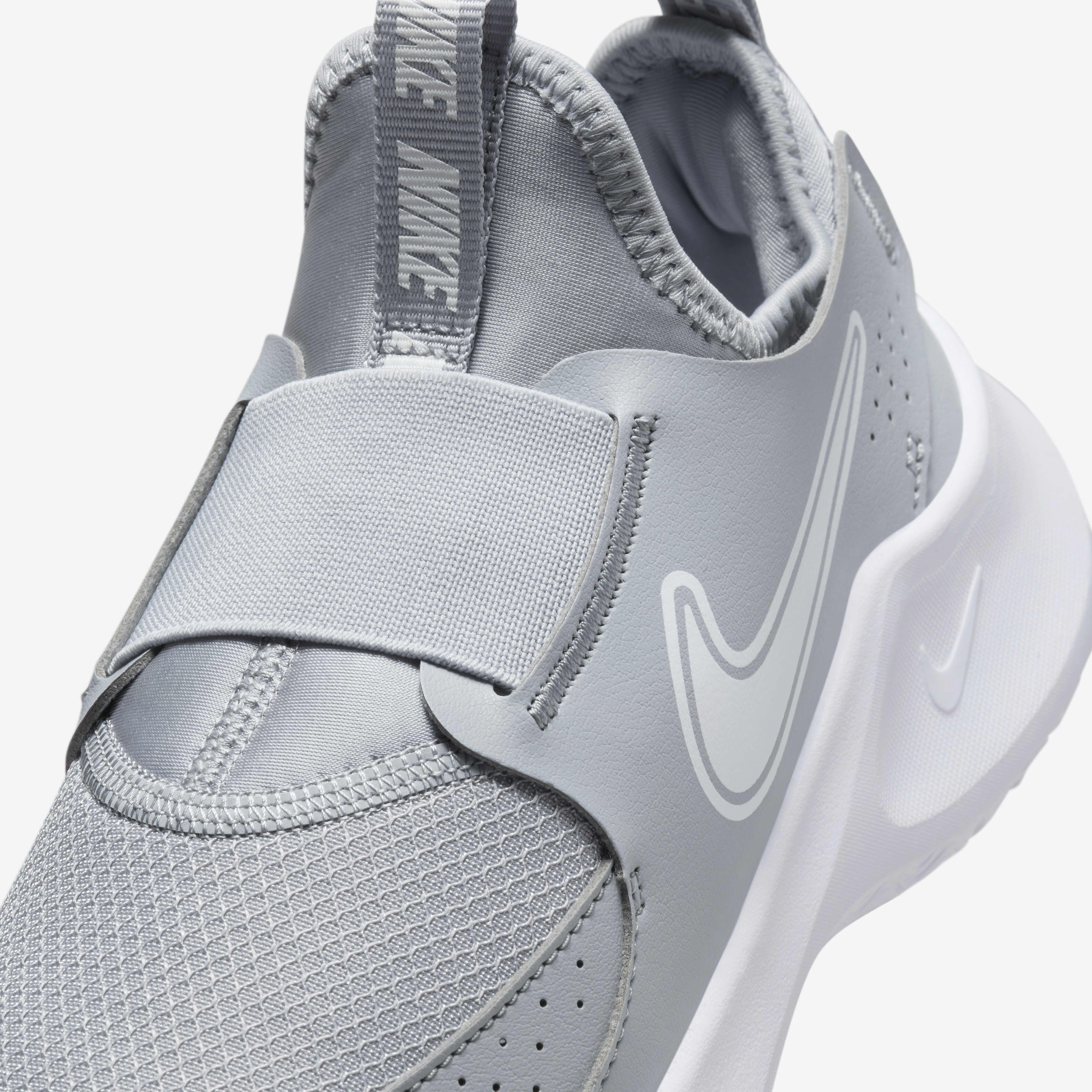 Nike freedom slip on on sale