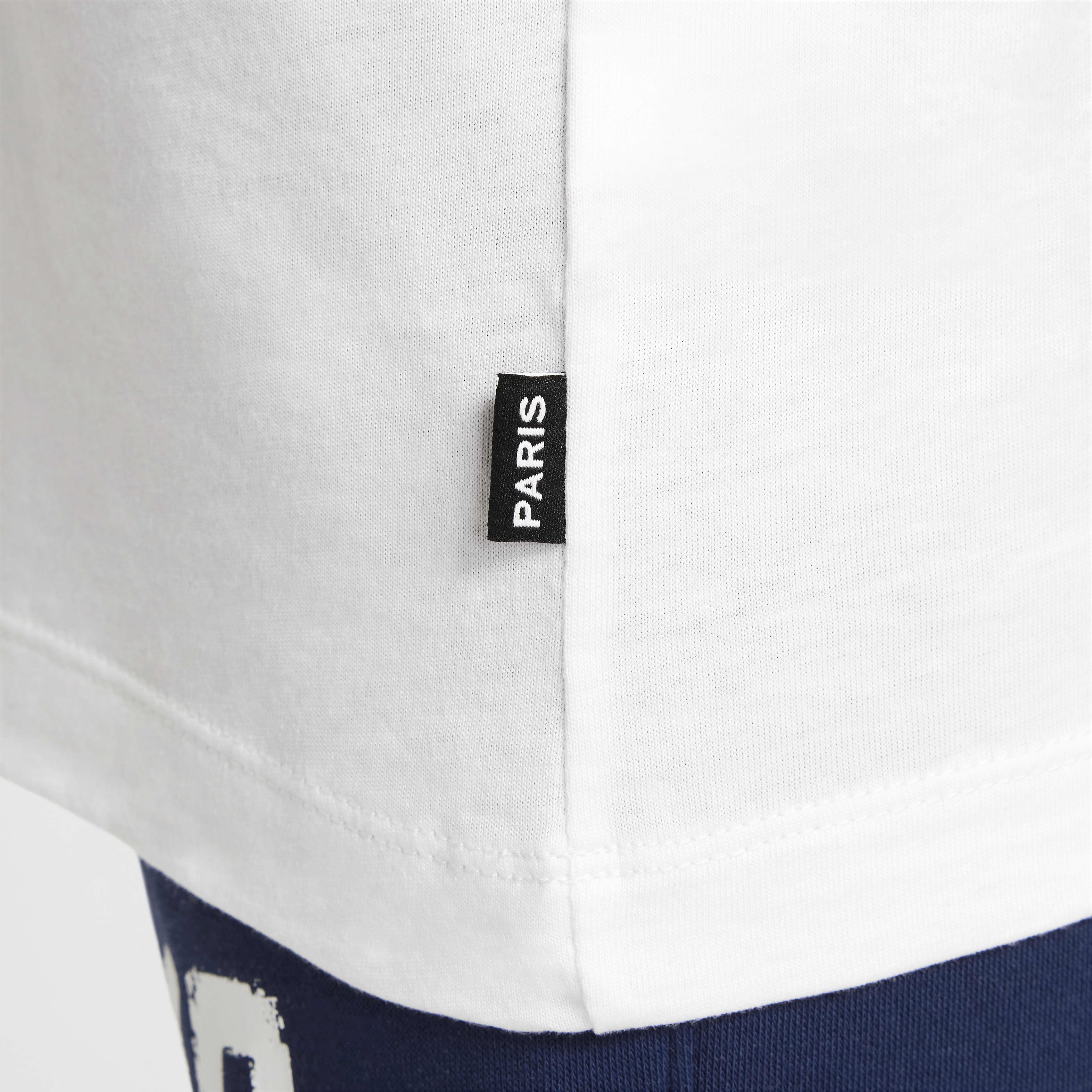 Paris Saint-Germain Away image number 6