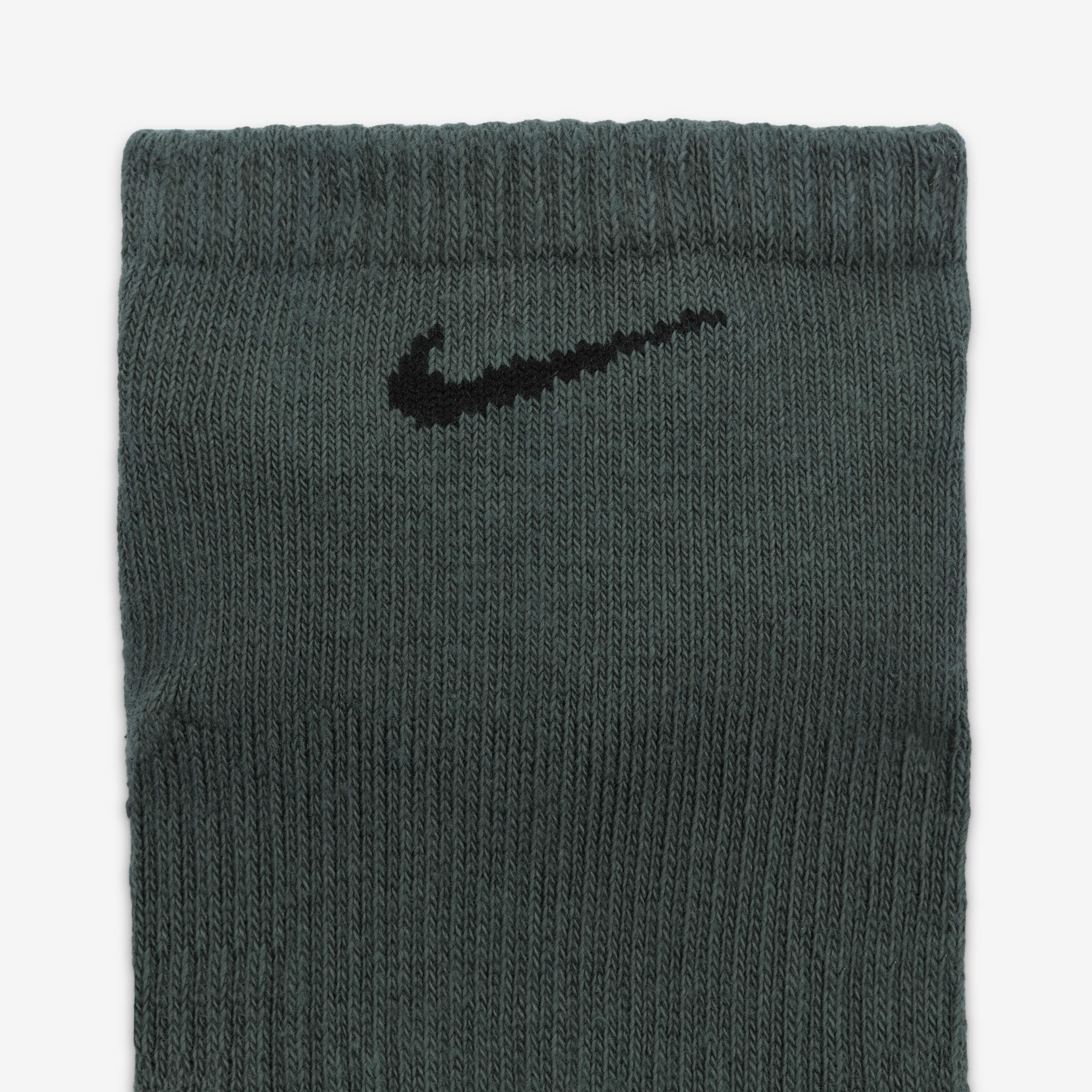 Nike Everyday Plus Cushion image number 3