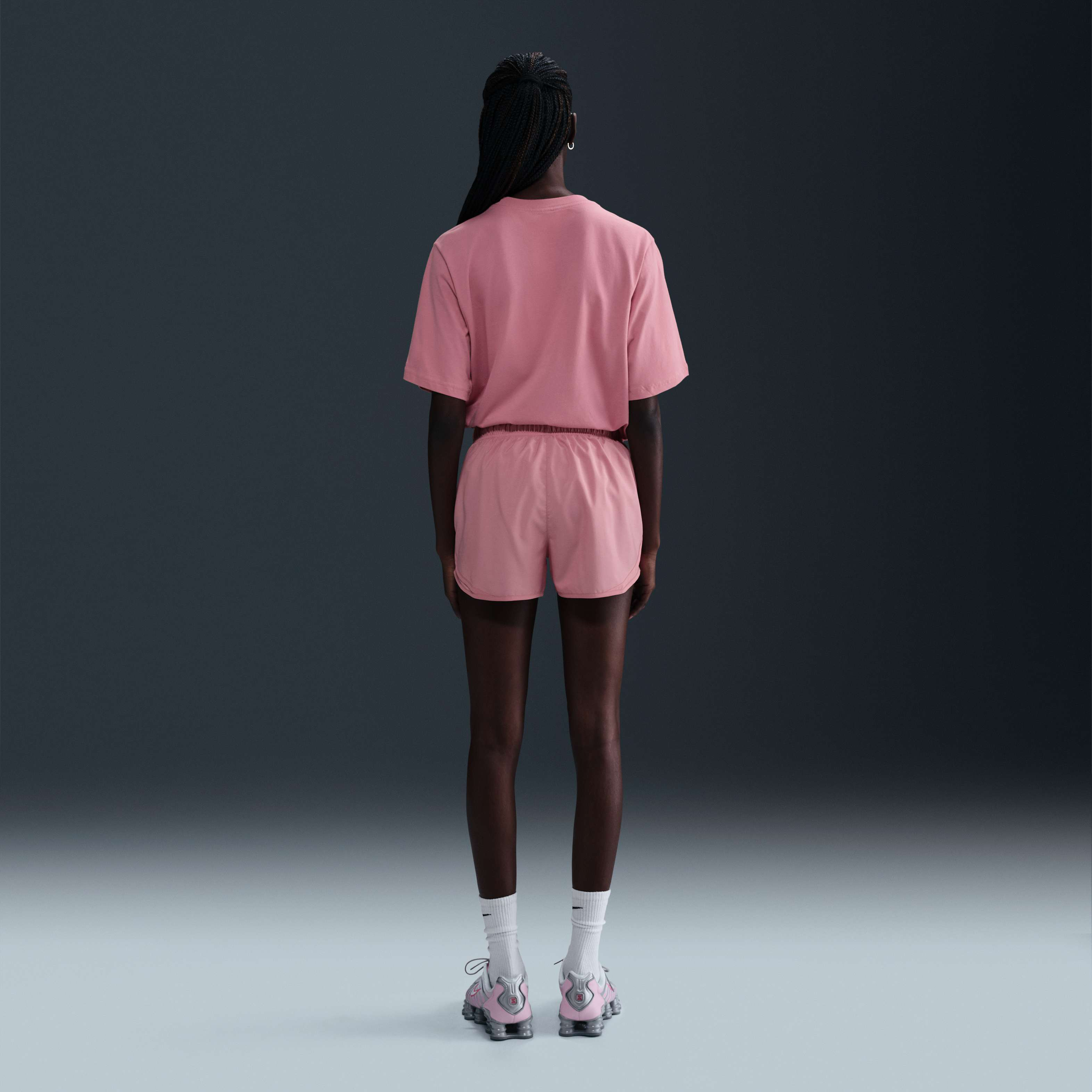 Nike Sportswear Essential image number 4