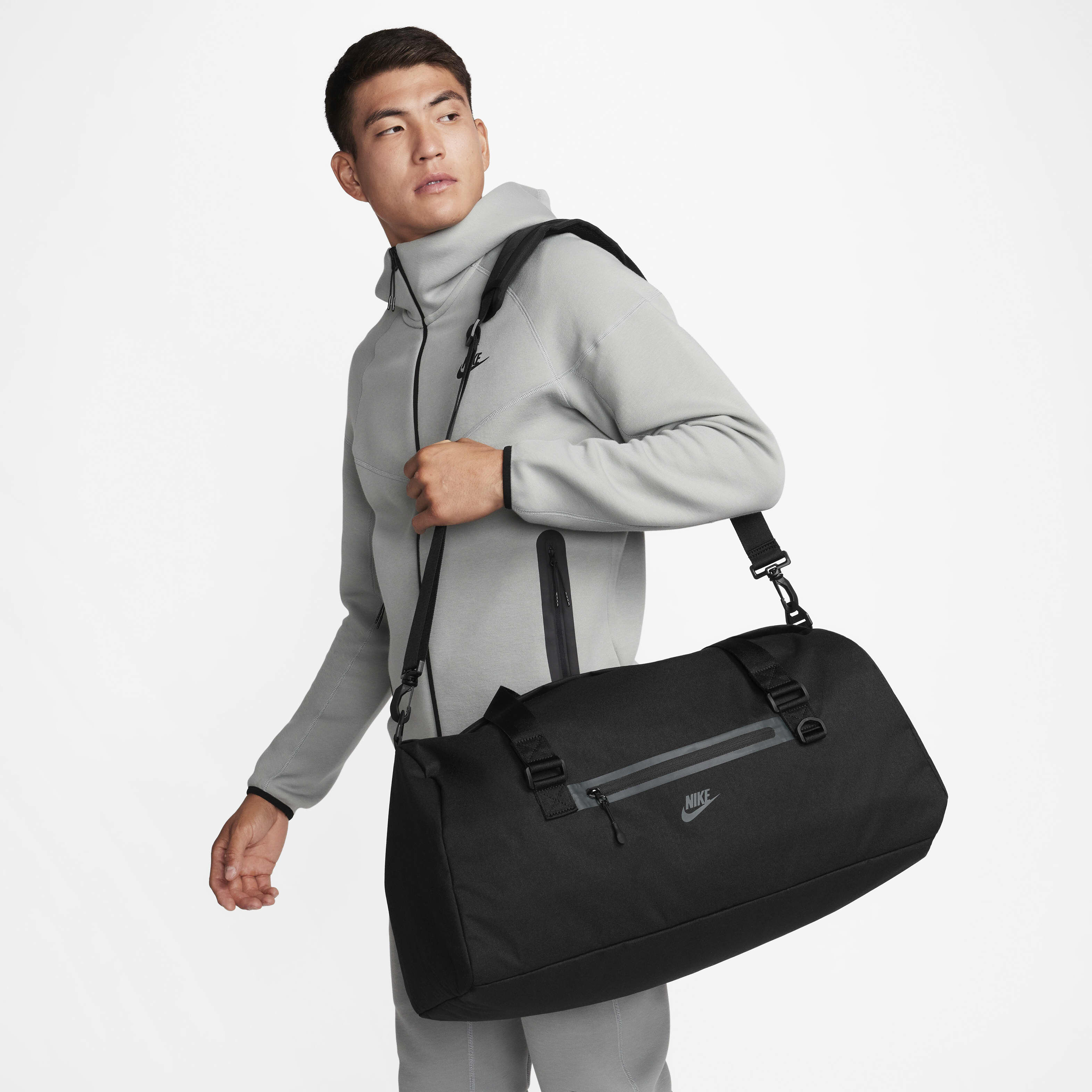 Nike overnight bag sales
