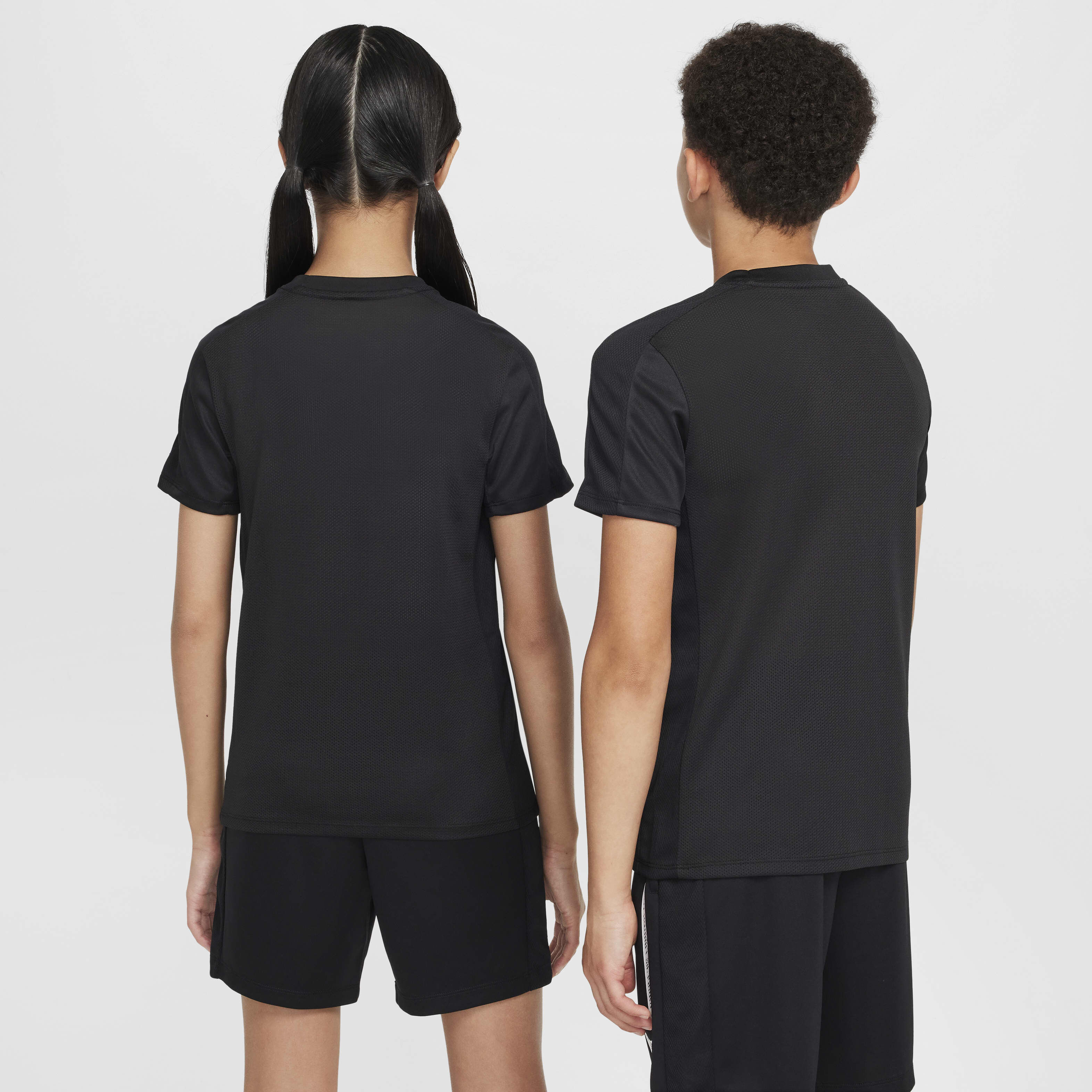 Nike Trophy23 image number 1