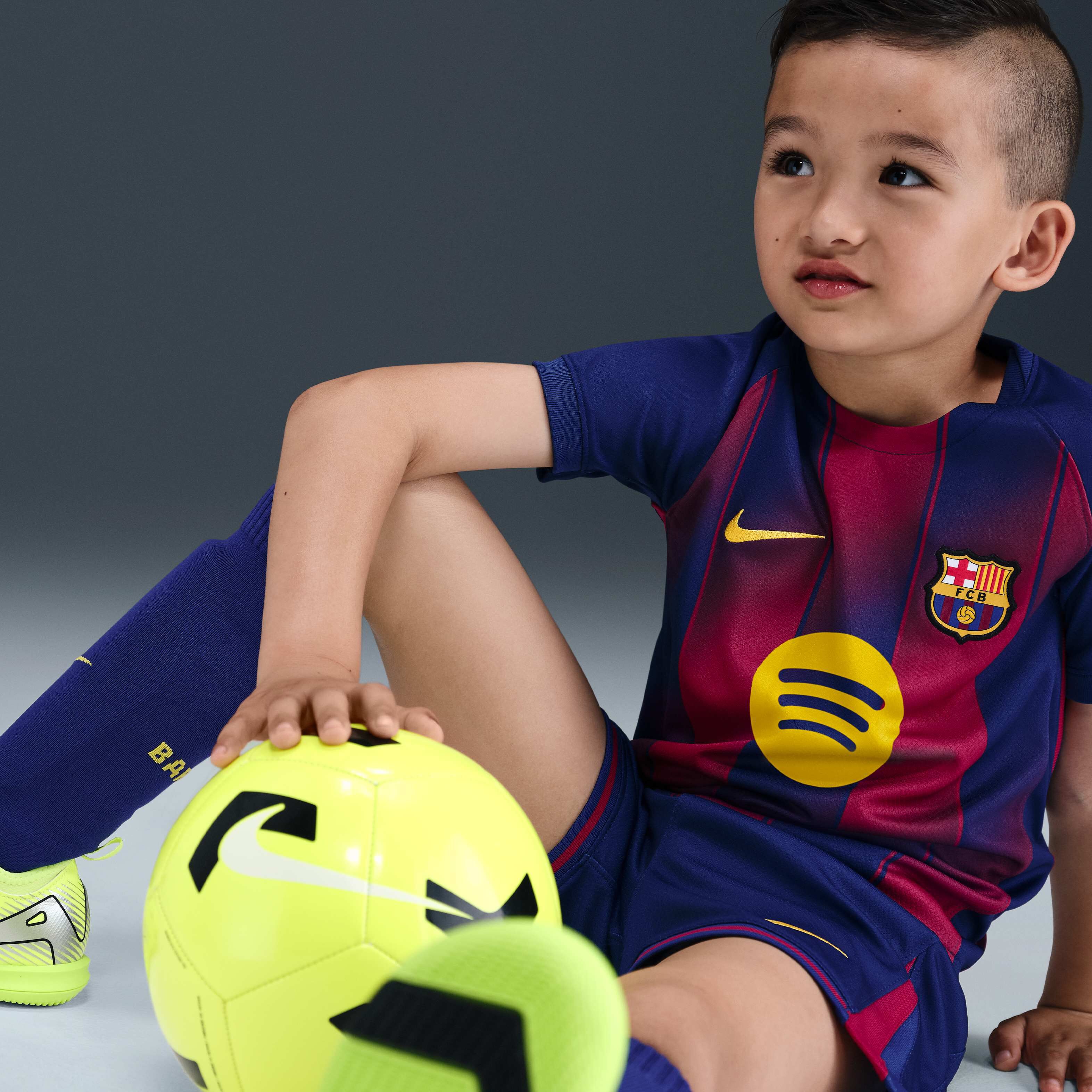 F.C. Barcelona 2025/26 Stadium Home image number 6