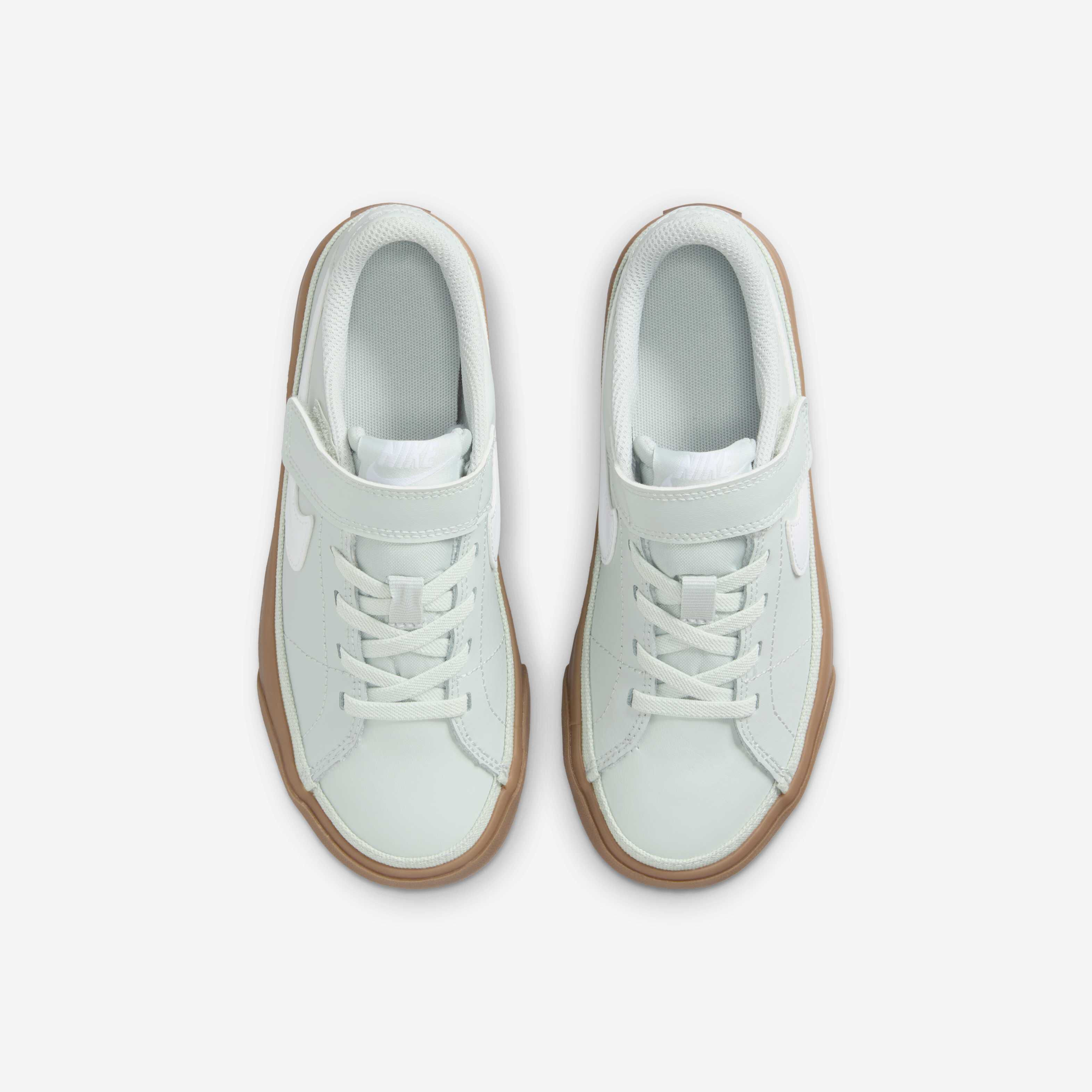 NikeCourt Legacy image number 3