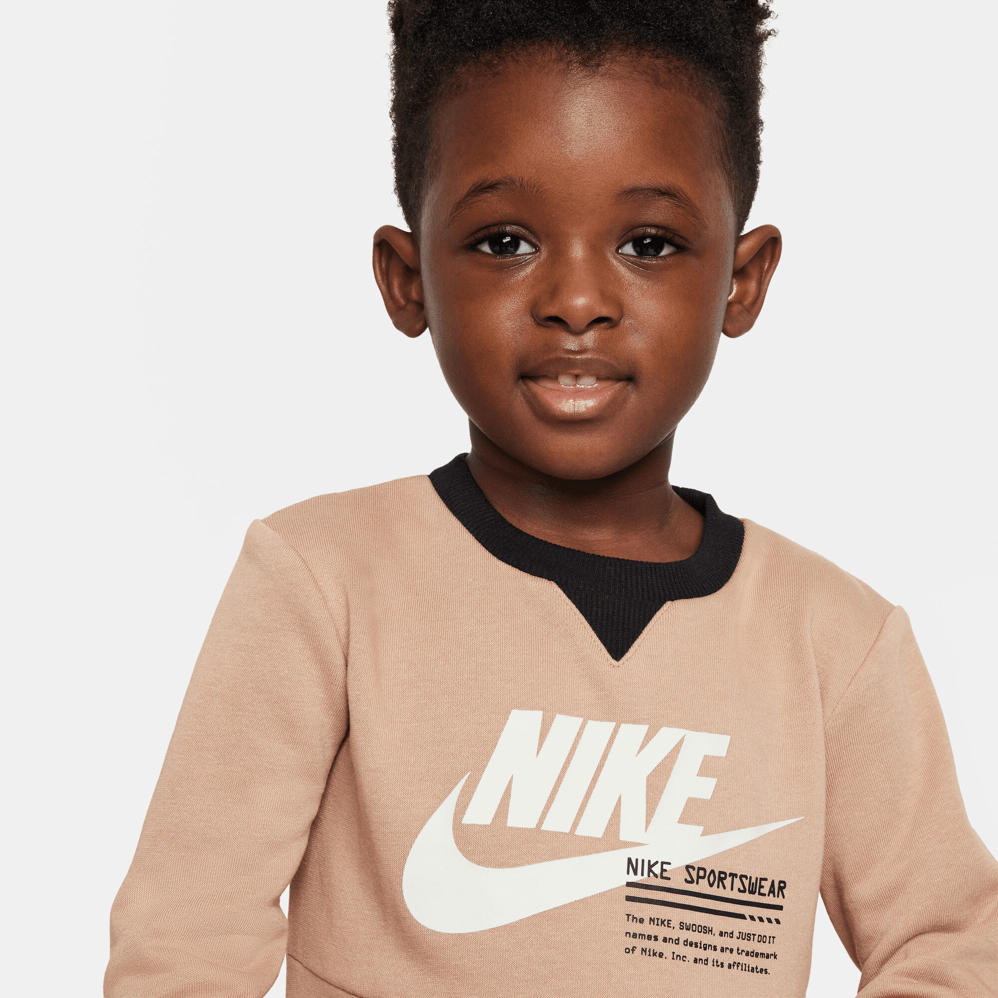 نايكي سبورتسوير بينت يور فيوتشر image number 2