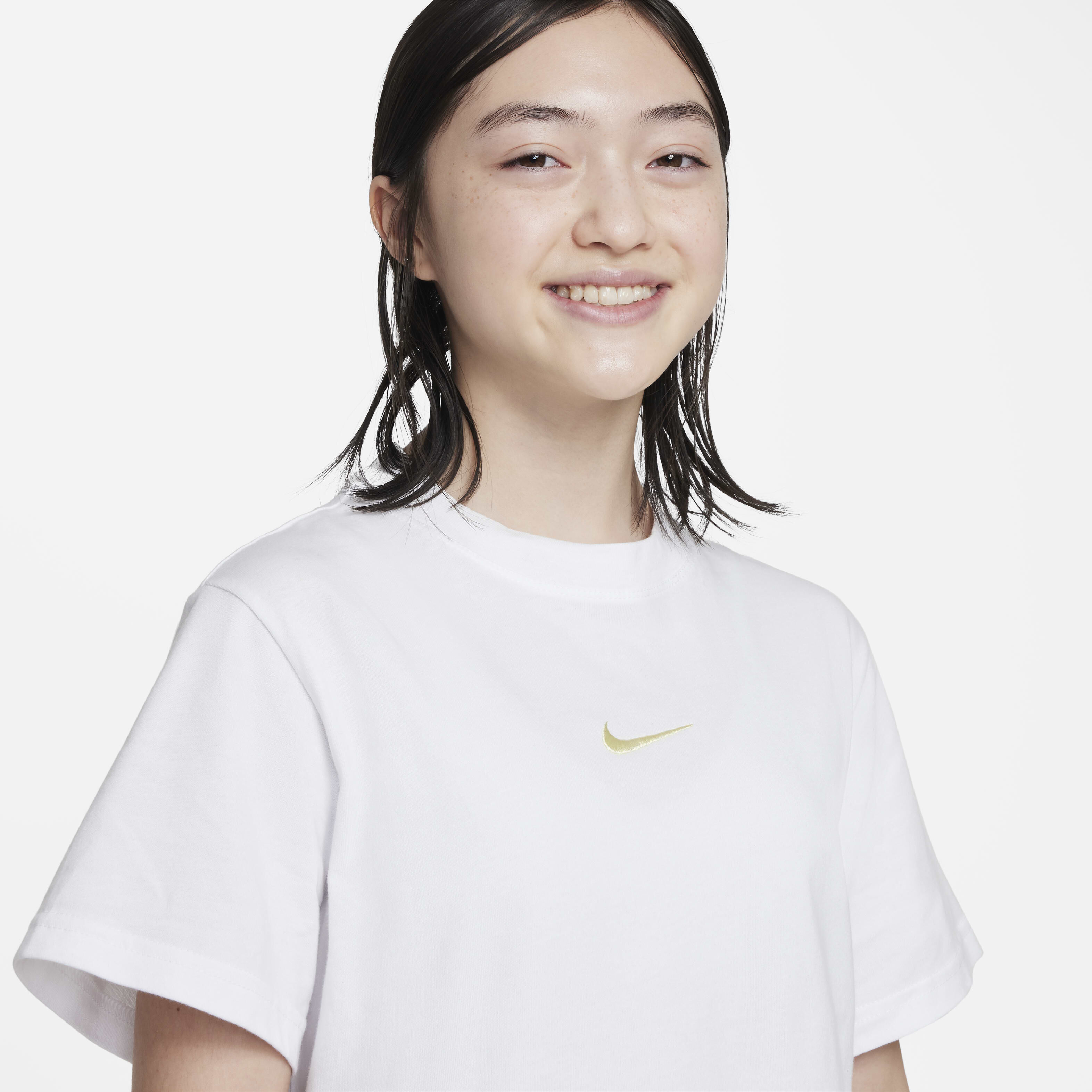 Nike Sportswear image number 2