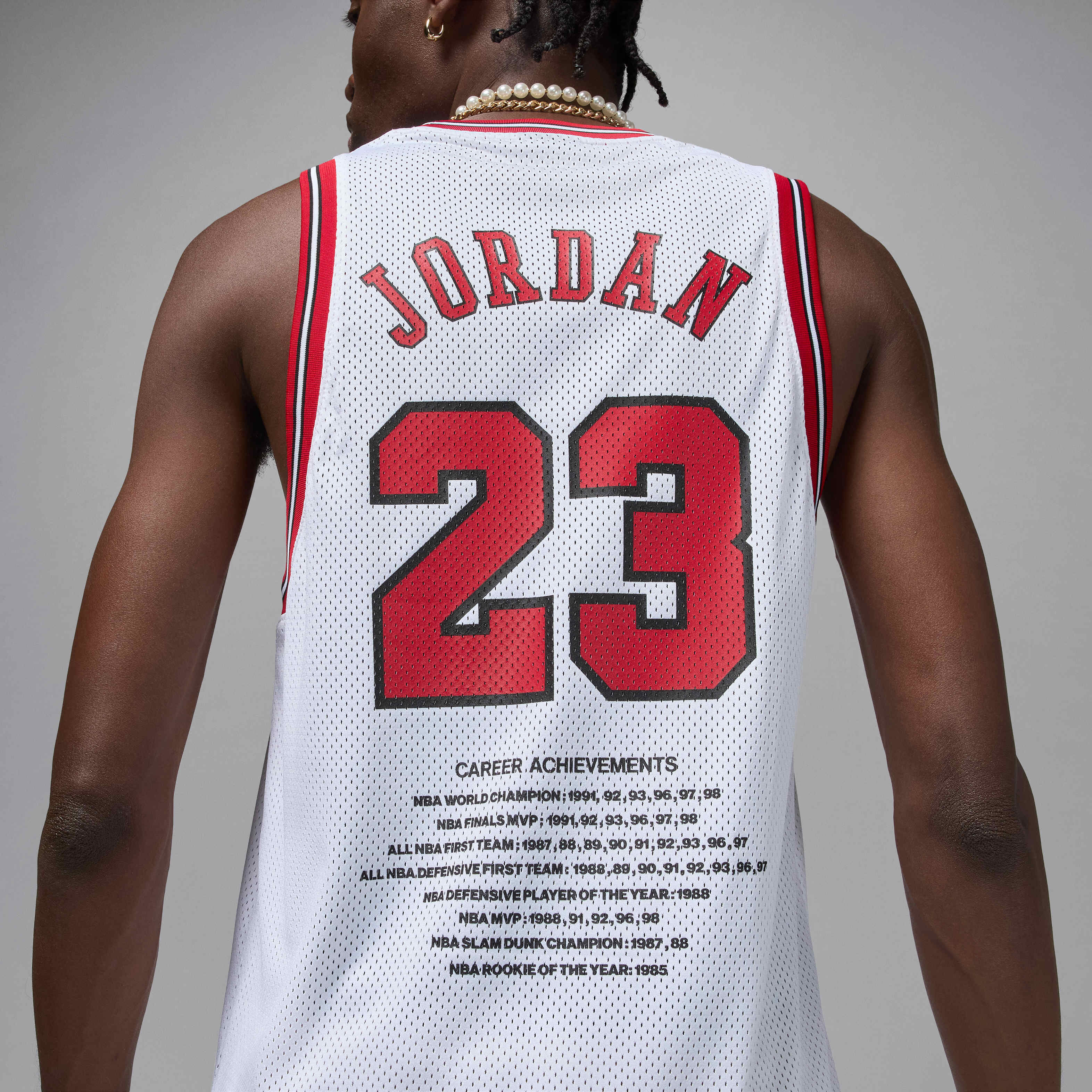 Jordan Essentials image number 5