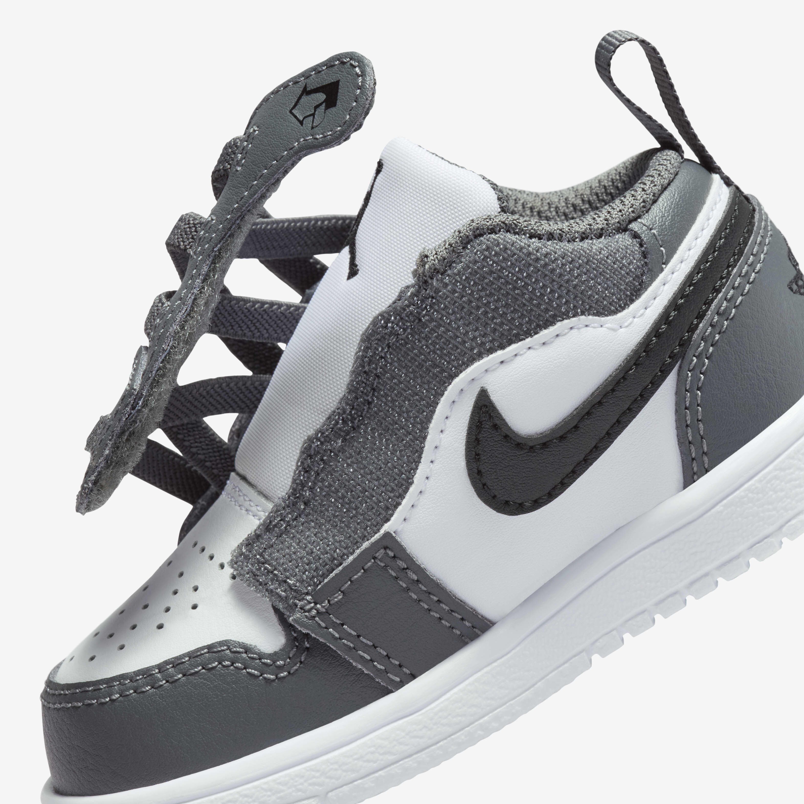 Jordan 1 Low Alt image number 7