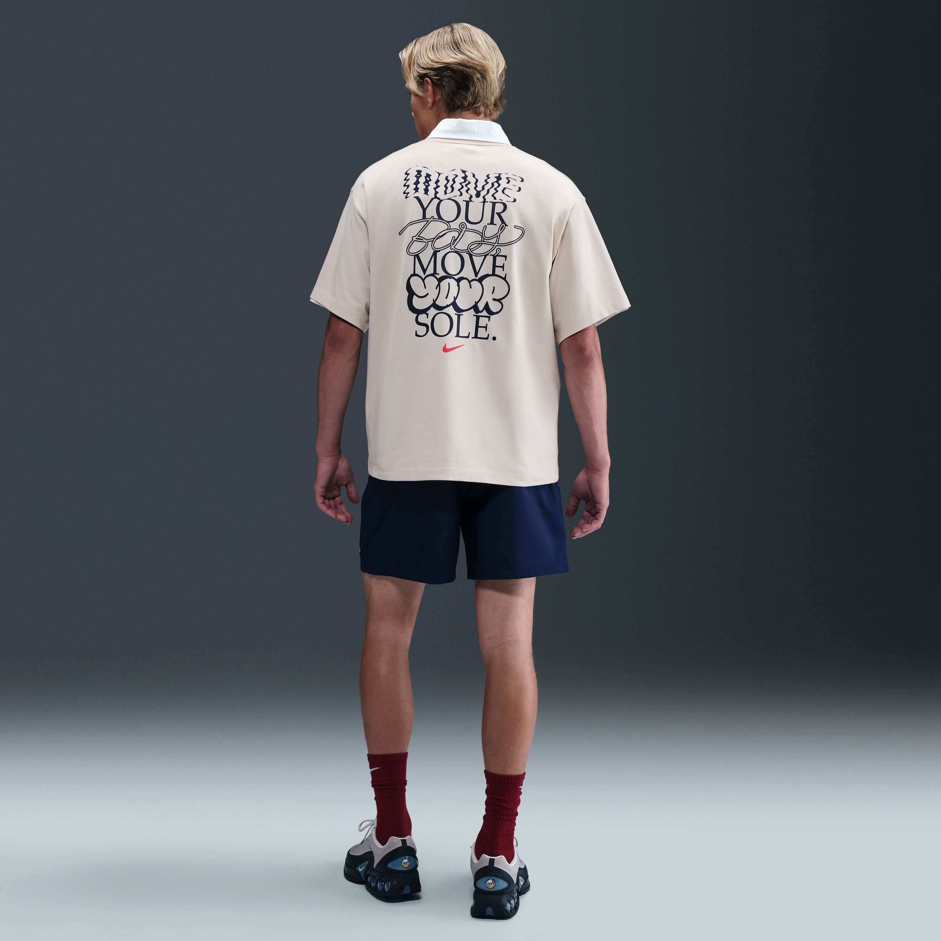 Nike Solo Swoosh image number 4